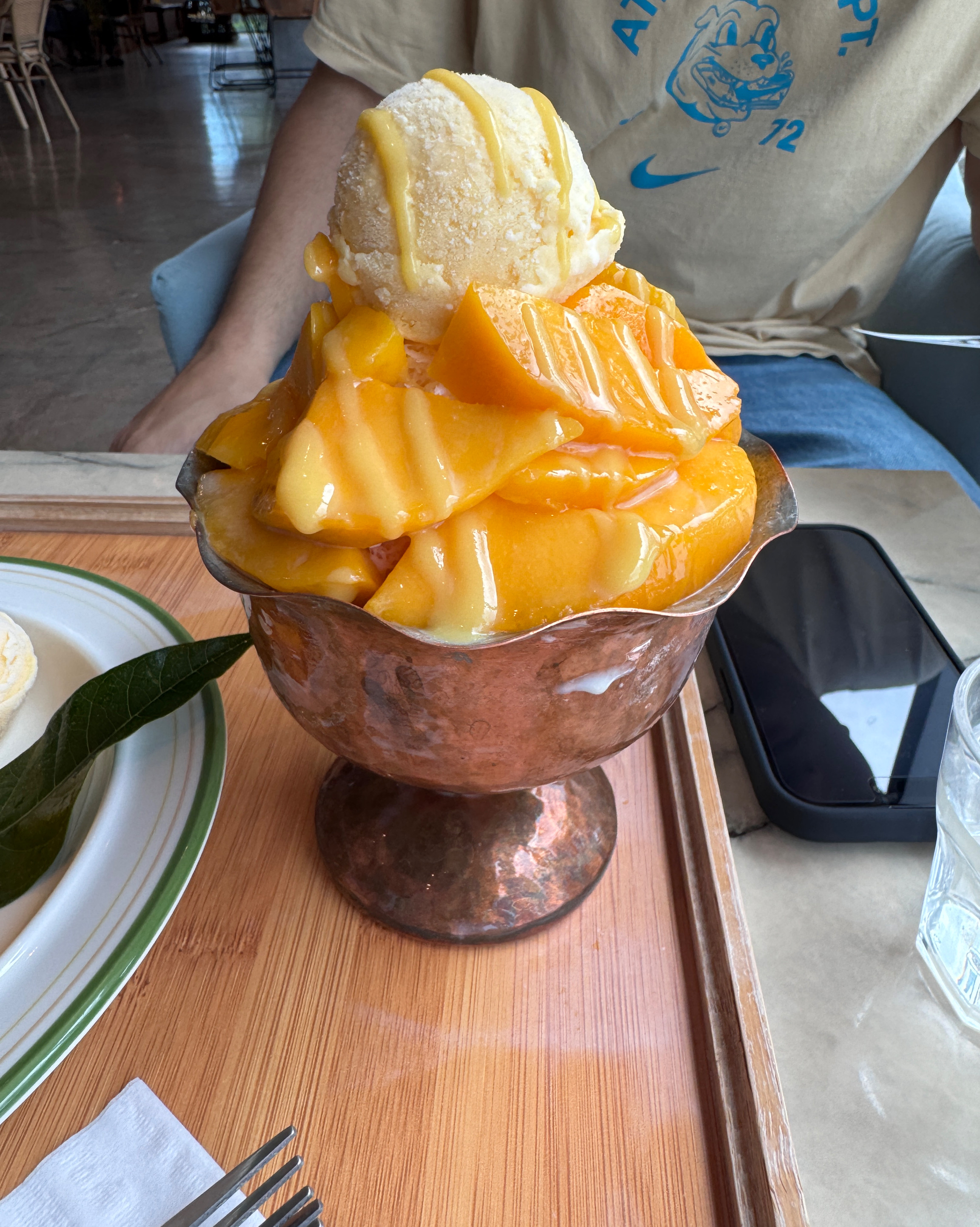 공항 근처에 있어서 입도 직후 망고빙수 먹으러 왔어요! - 제주 맛집 먹쿠슬낭카페