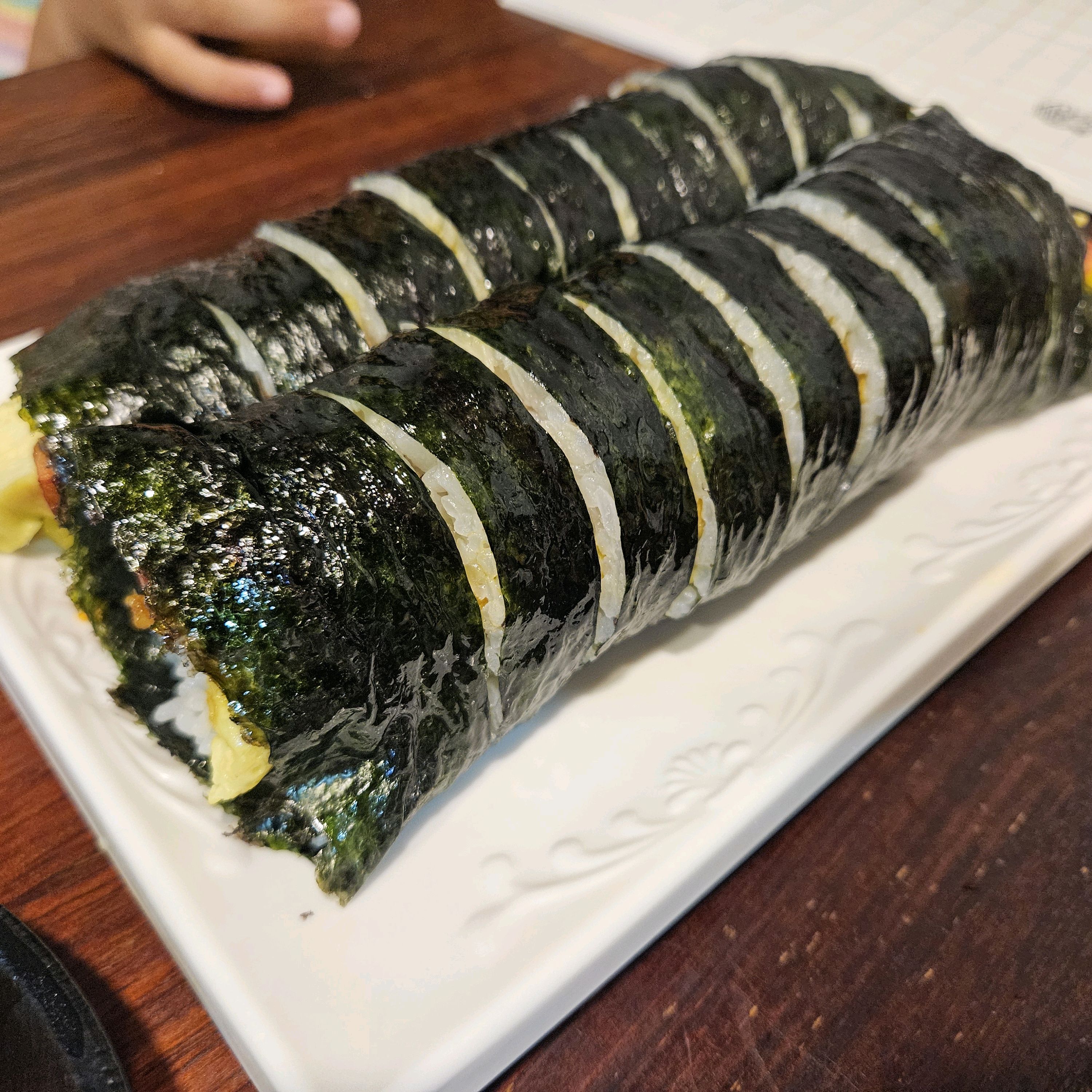 아이들과 제주도 놀러와서, 마지막날 동문시장구경하고 배타기전 들렸어요~ - 제주 맛집 동문시장고기국수 금복식당