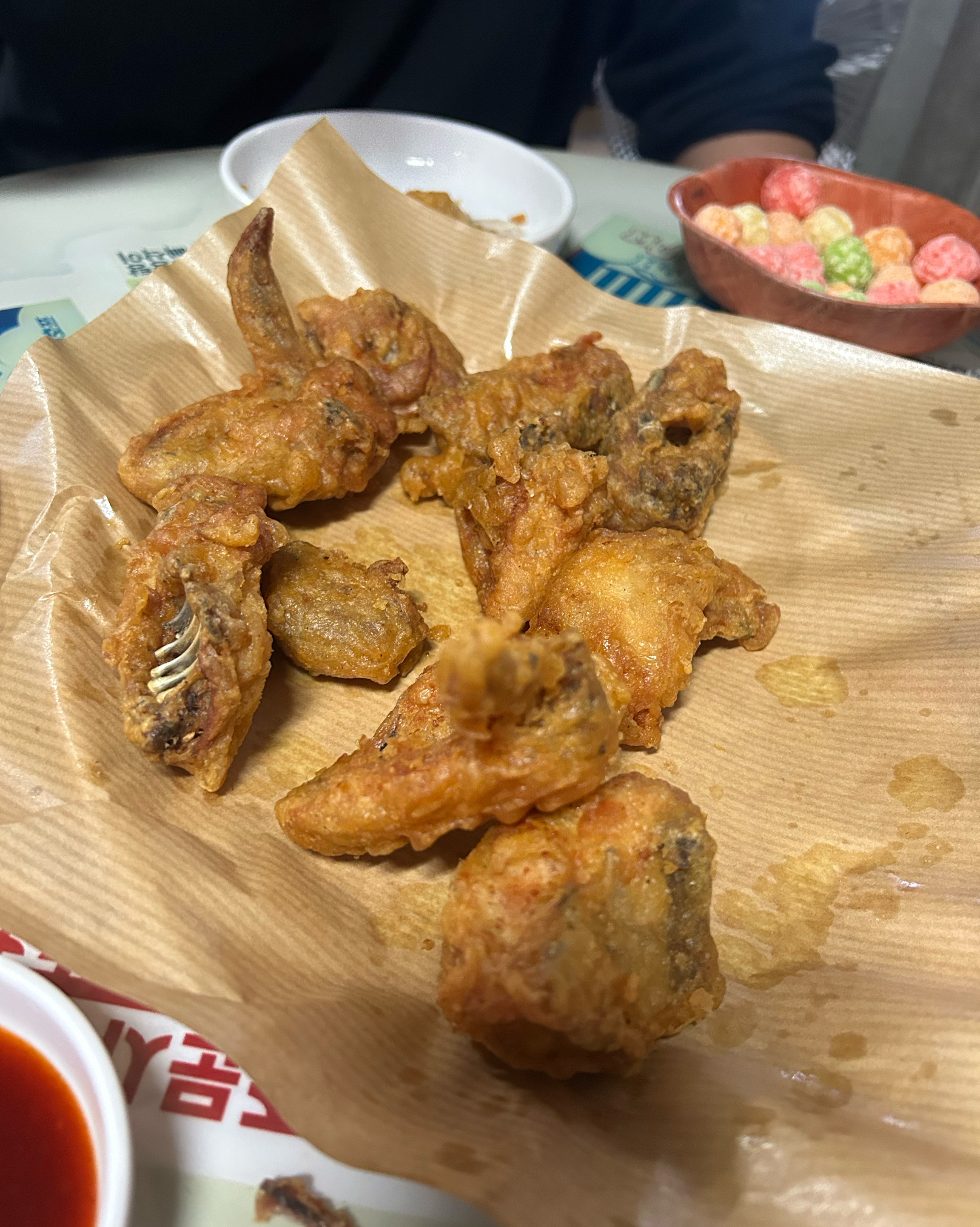 엄마는 포장해서 집에서 드시라고 사드리고 저는 야장 기분내면서 매장에서 먹고잇어요 괴정동