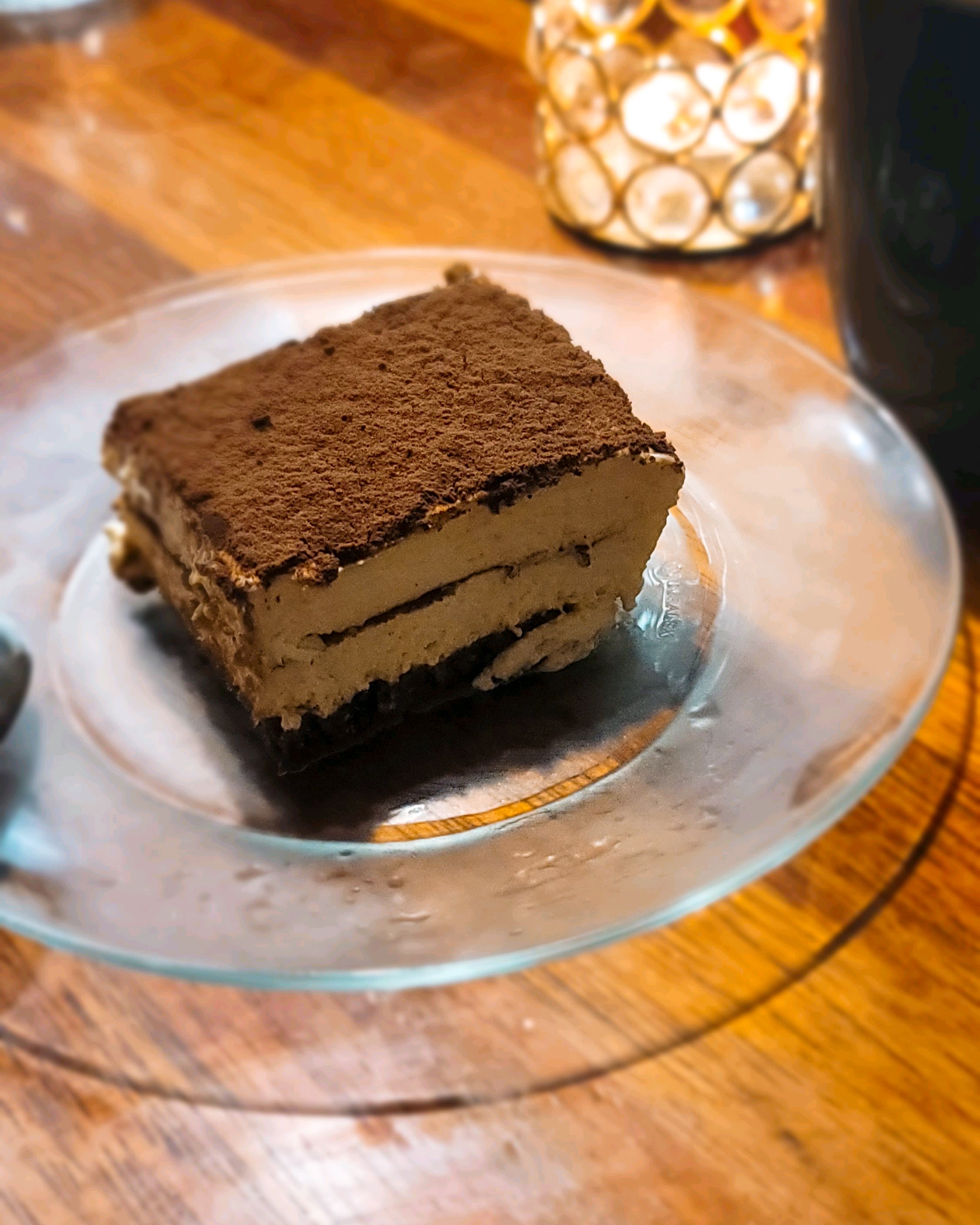 걸어서가기좋은 동네 양식맛집이 있어서 너무 좋아요.분위기 내기도 좋고 음식도 맛있어요.크림