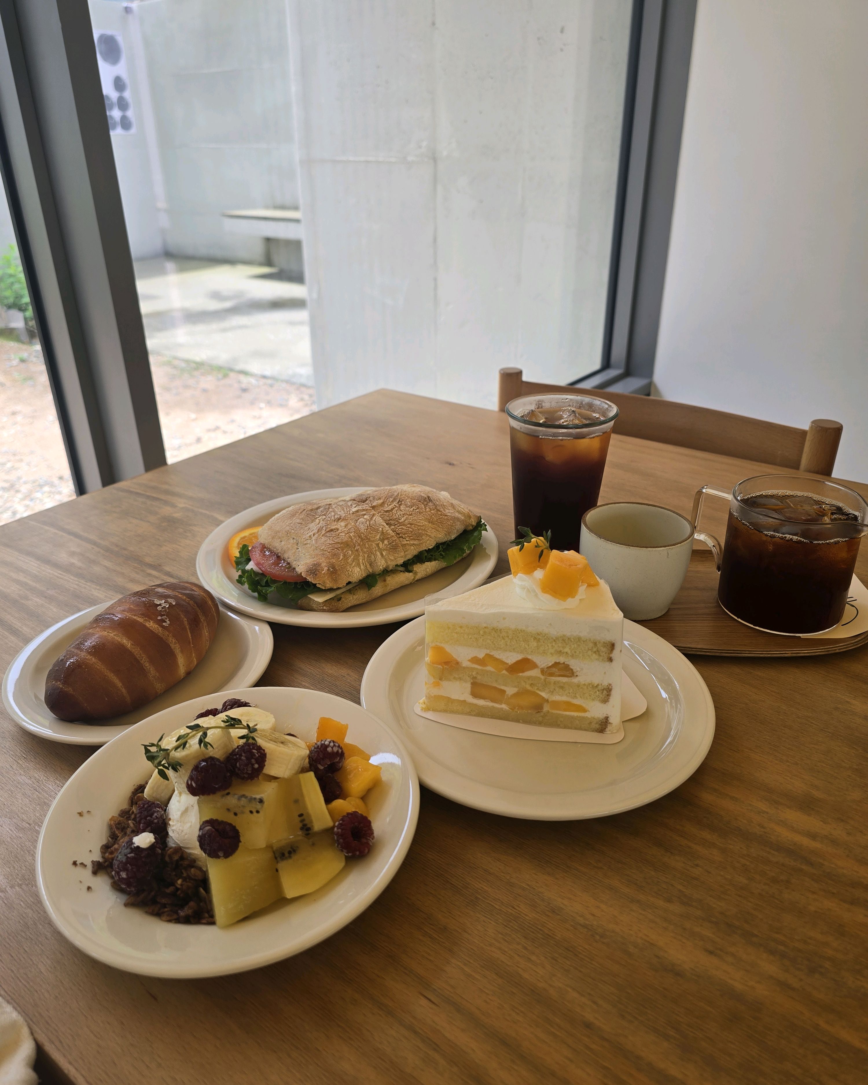 칠곡 디저트 맛집입니닷! 샌드위치랑 케이크랑 다 맛있어욥ㅜㅜ - 대구 맛집 소소래