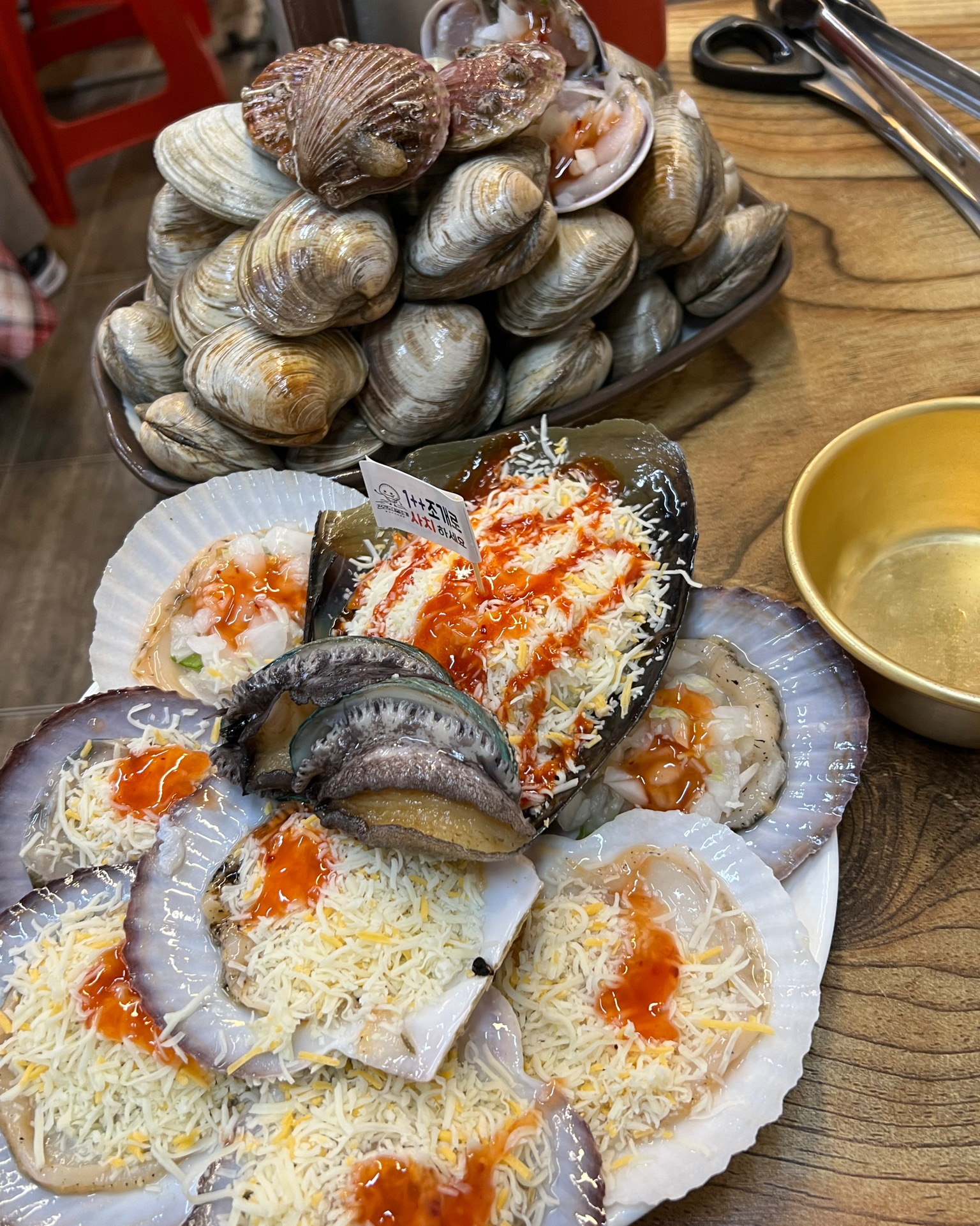 조개가 싱싱하고 맛있어서 다음에 또 오고 싶어요 - 인천 맛집 전라도대왕조개구이 월미도본점