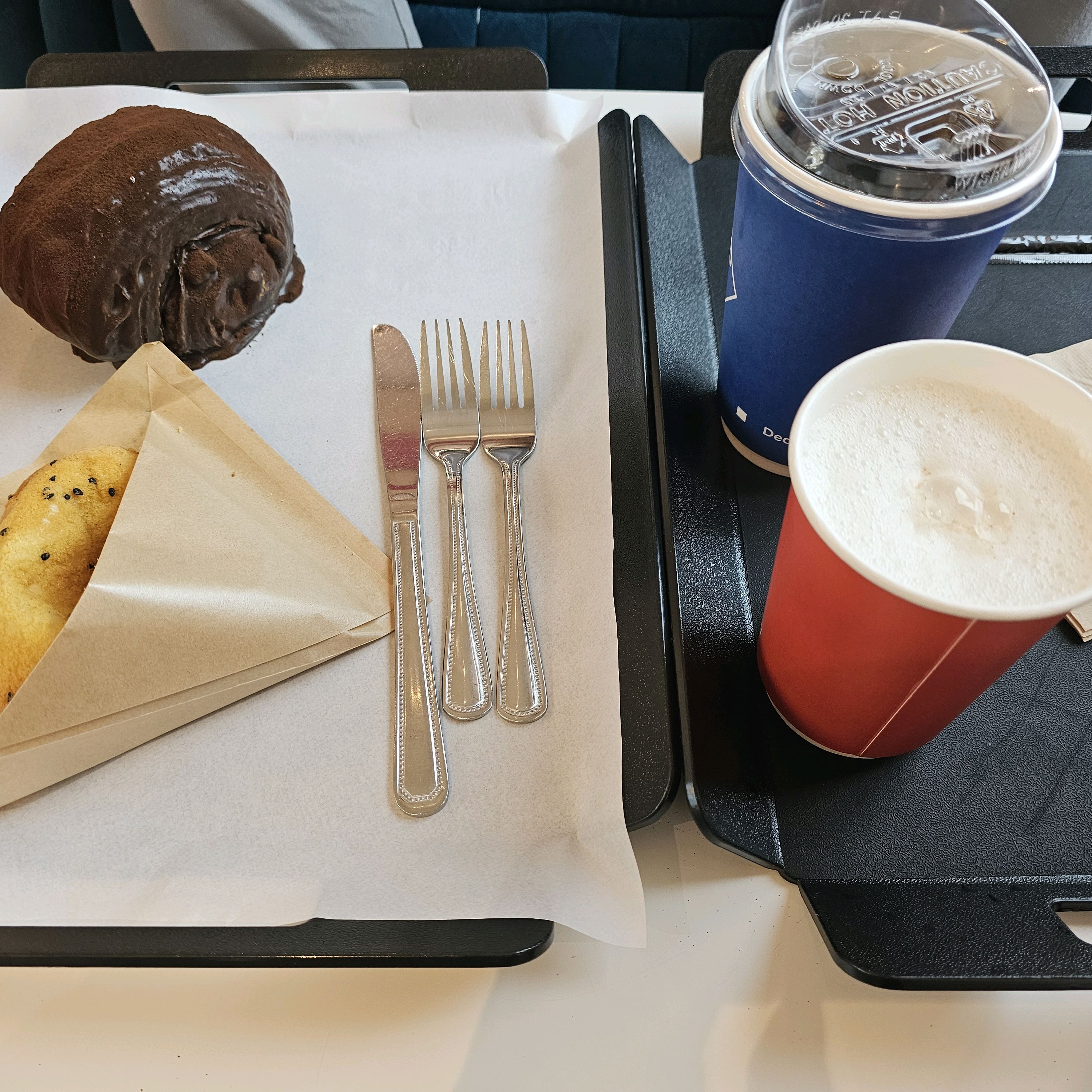 영종도 안가본 카페를 찾아다니다가 발견해서 왔습니다. - 인천 맛집 셀럽