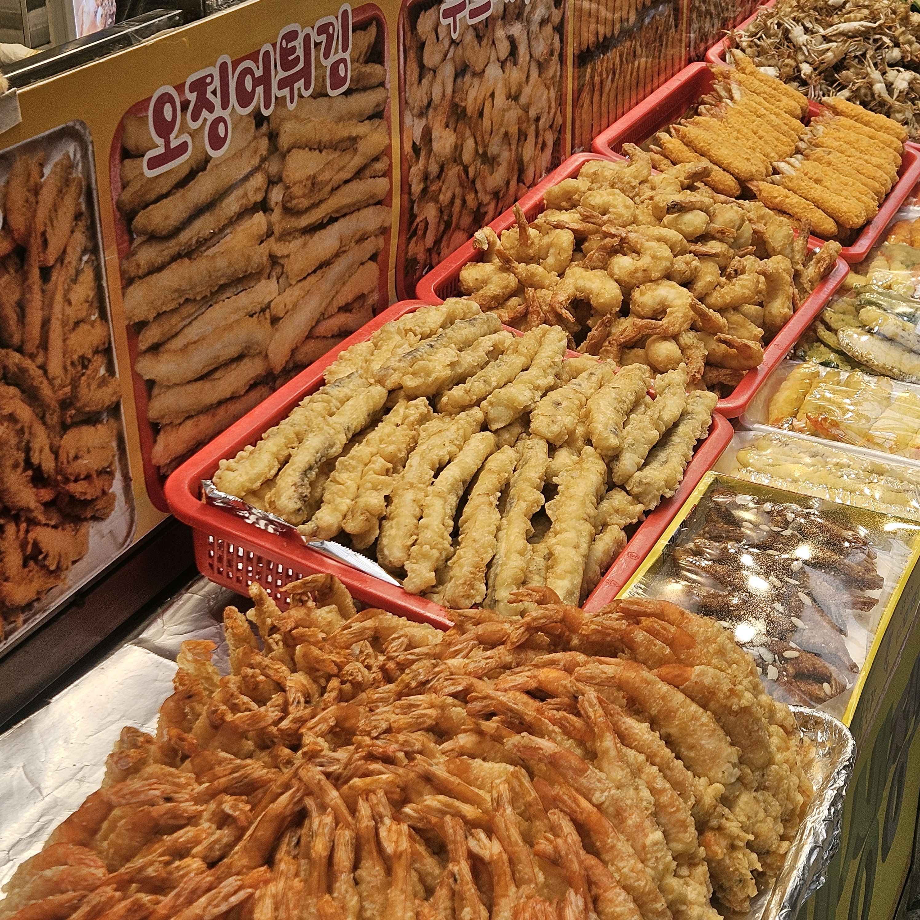 왕친절하고 빠른 화부자 튀김 !!! 진짜 맛있어용 강추드립니다 바로 튀겨주셔서 빠르고 맛있