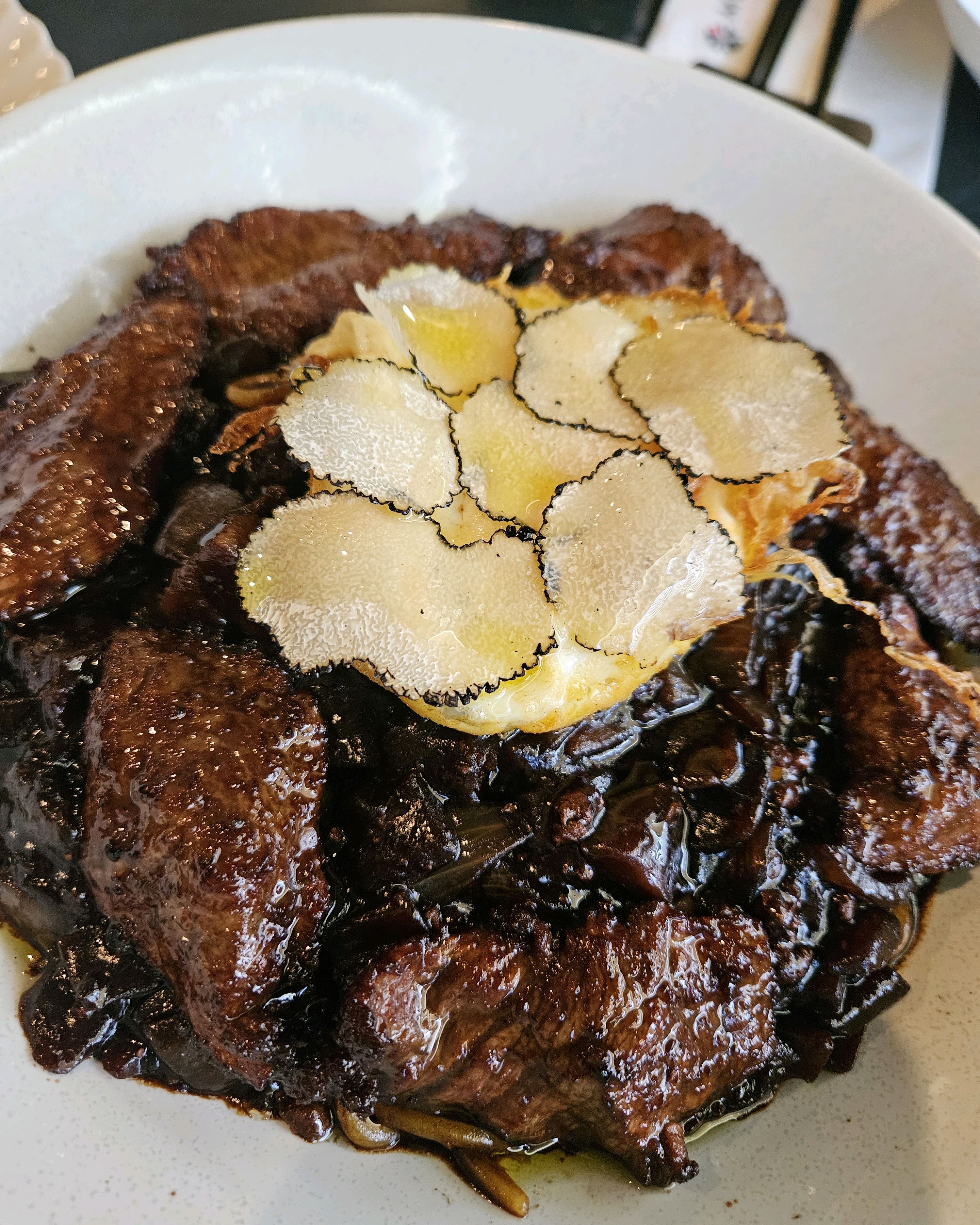 자꾸자꾸 생각나는 트러플짜장면 ~ - 압구정 맛집 무탄 압구정 본점