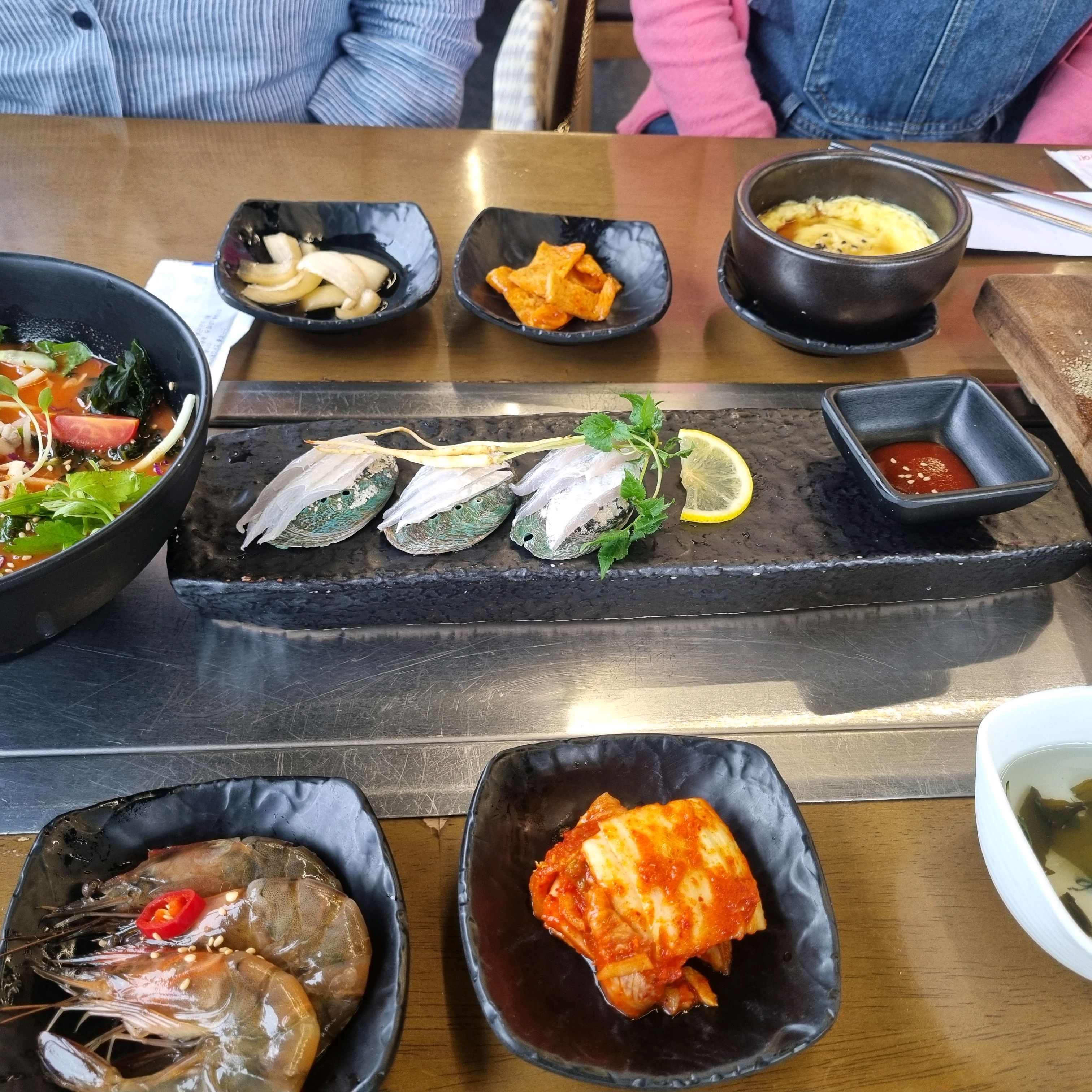 애월숙소 가까운 암행어사에서 저녁을 먹었어요~~후기가좋아서 선택한 갈치조림은 정말맛있네요~