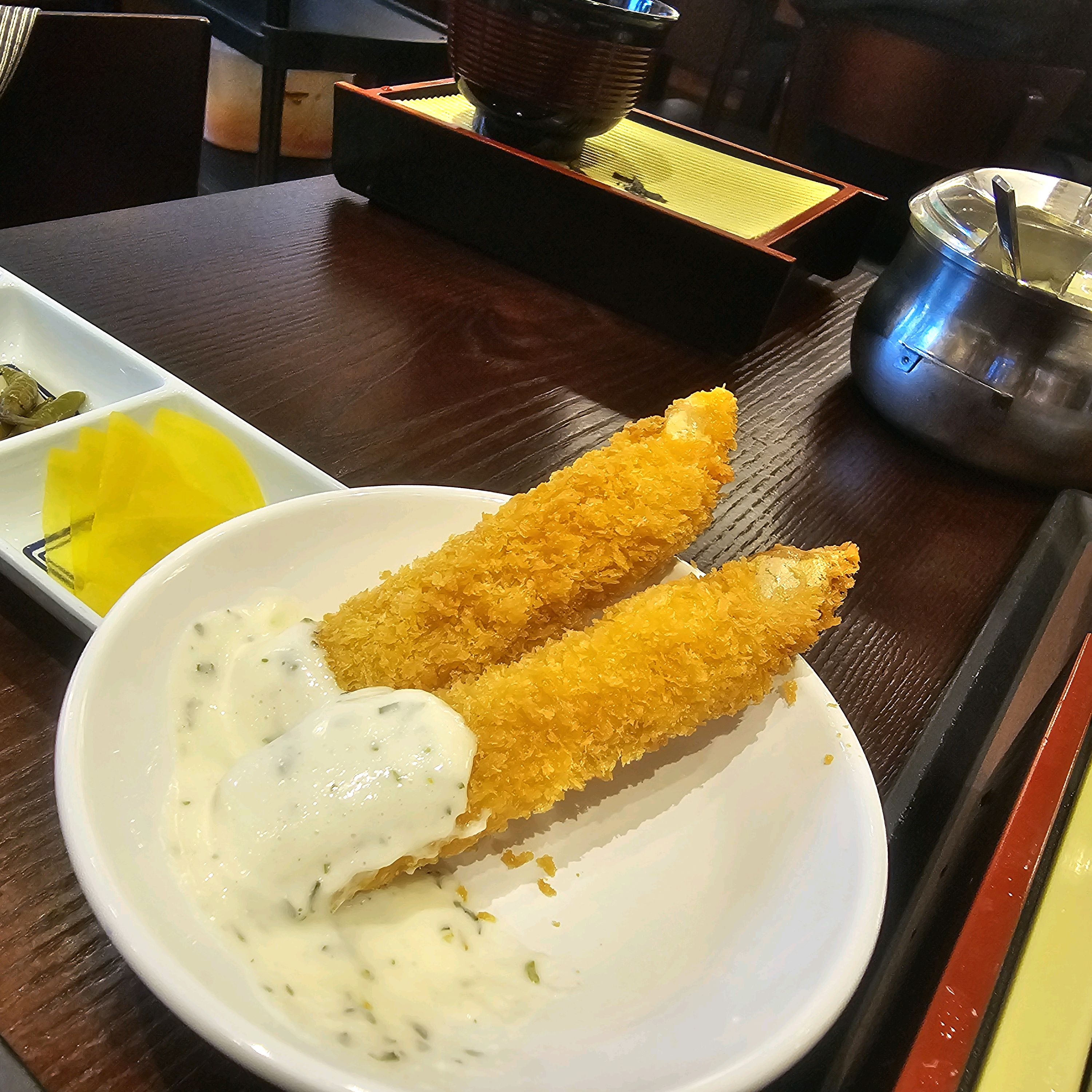 짬뽕순두부 먹으러왔어요~ 공기밥추가 하고 대게튀김냠냠!! 맛있고 깨끗해서 좋아요~ - 안산 화정동 맛집 삼동소바 안산화정점