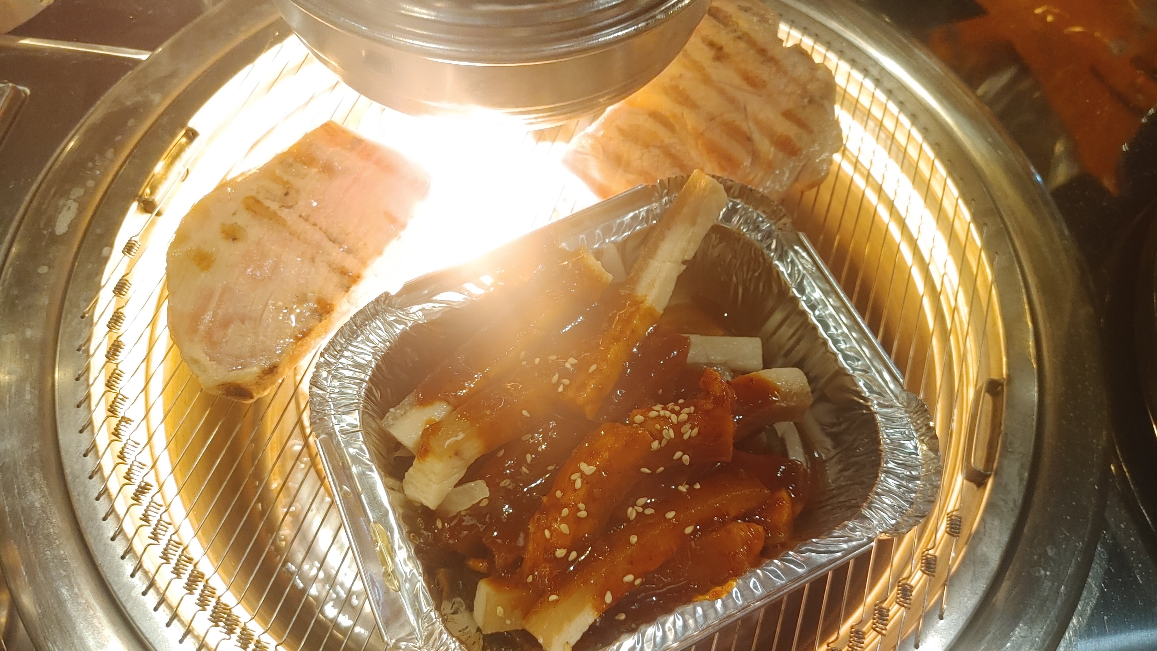 매장도 깔끔하고 음식도 맛있어요 보기에도 예쁘고 맛도좋네요 - 대전 맛집 녹슨집 대전본점