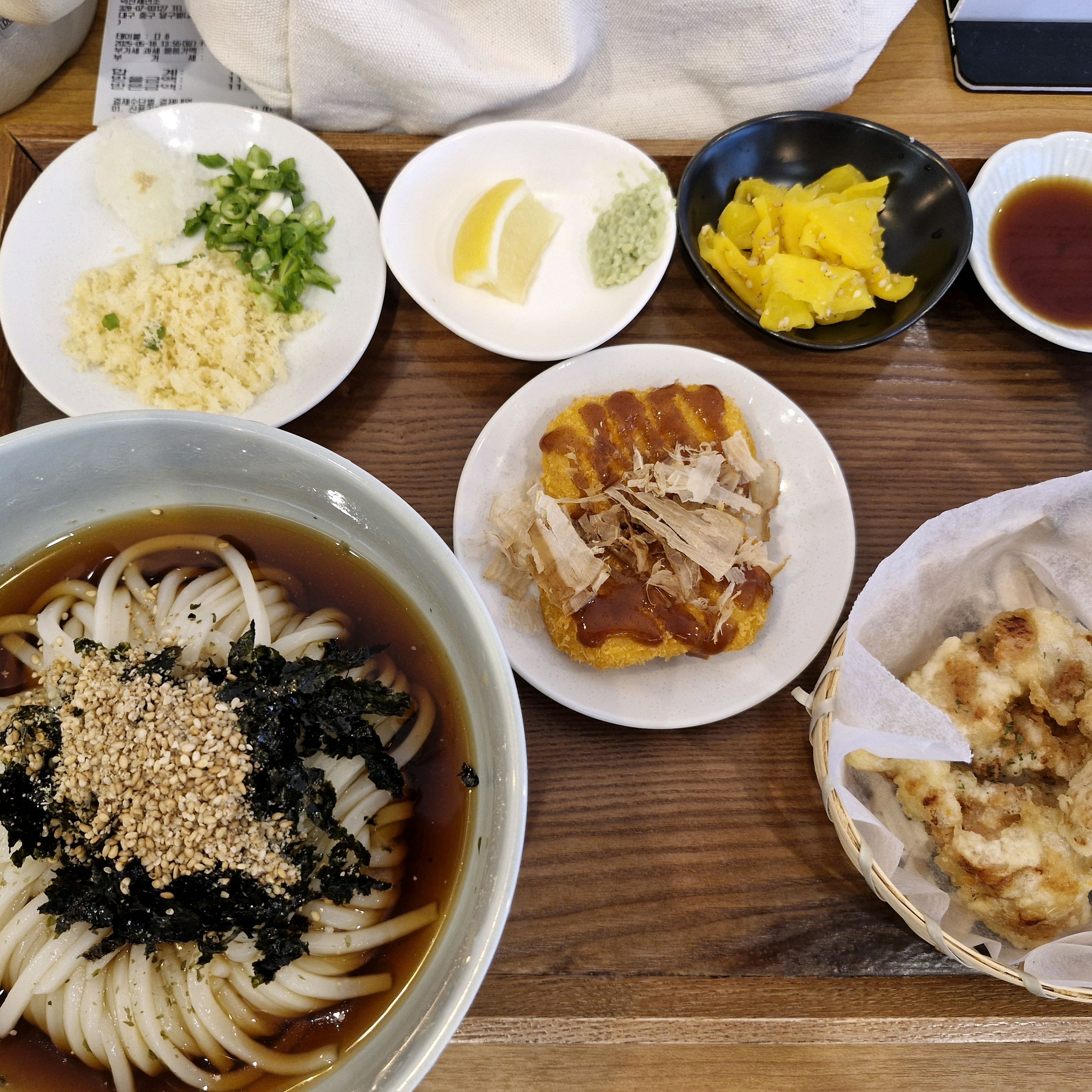 여름되면 생각나는 맛 입니다. - 대구 맛집 덕산제면소