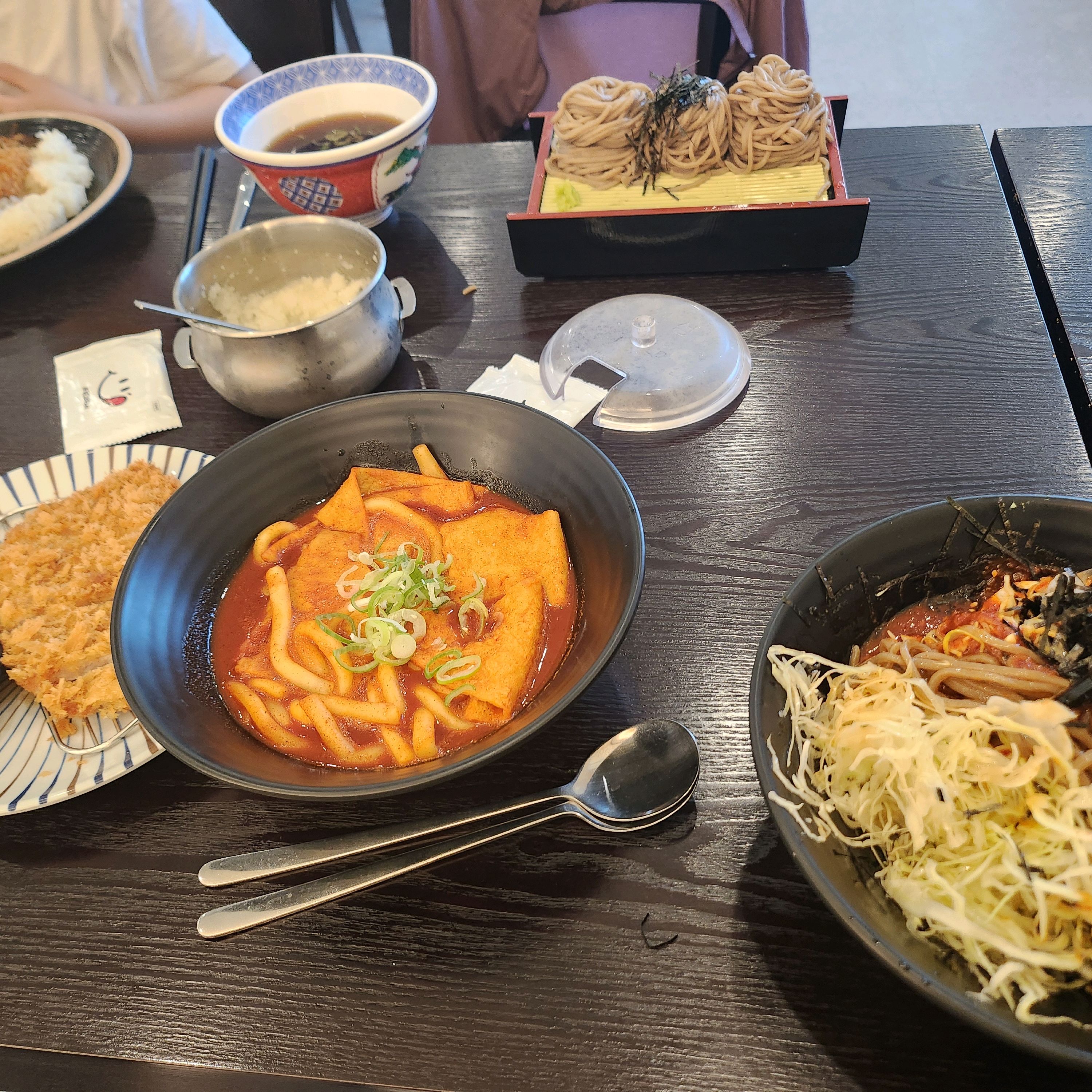 이것저것 메뉴도 많고 정말 시원하고 - 동탄 장지동 맛집 삼동소바 화성남동탄점