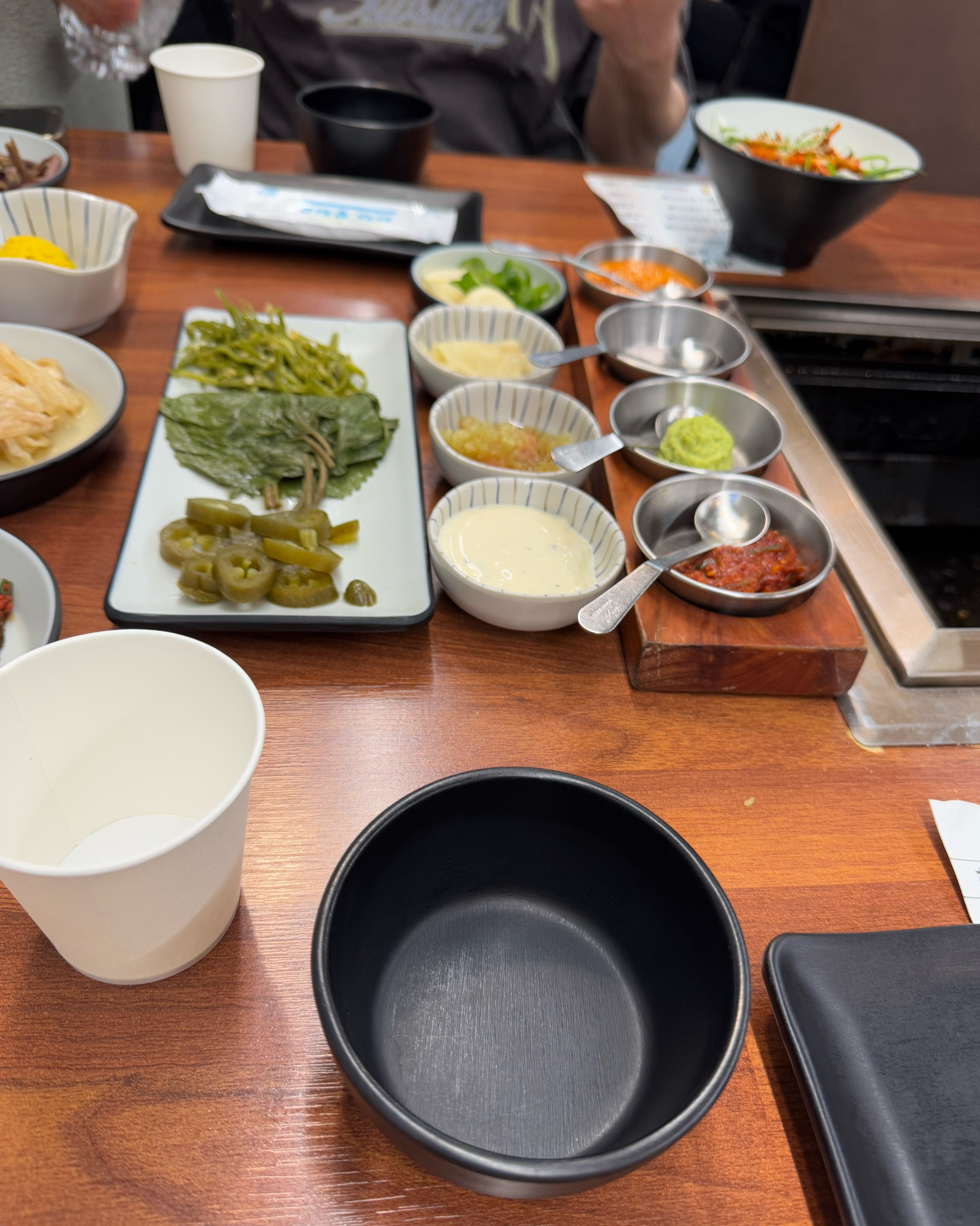 밑반찬이 너무 맘에 드는 구성이었슴다 - 대전 맛집 육화탄 대전롯데백화점 괴정점