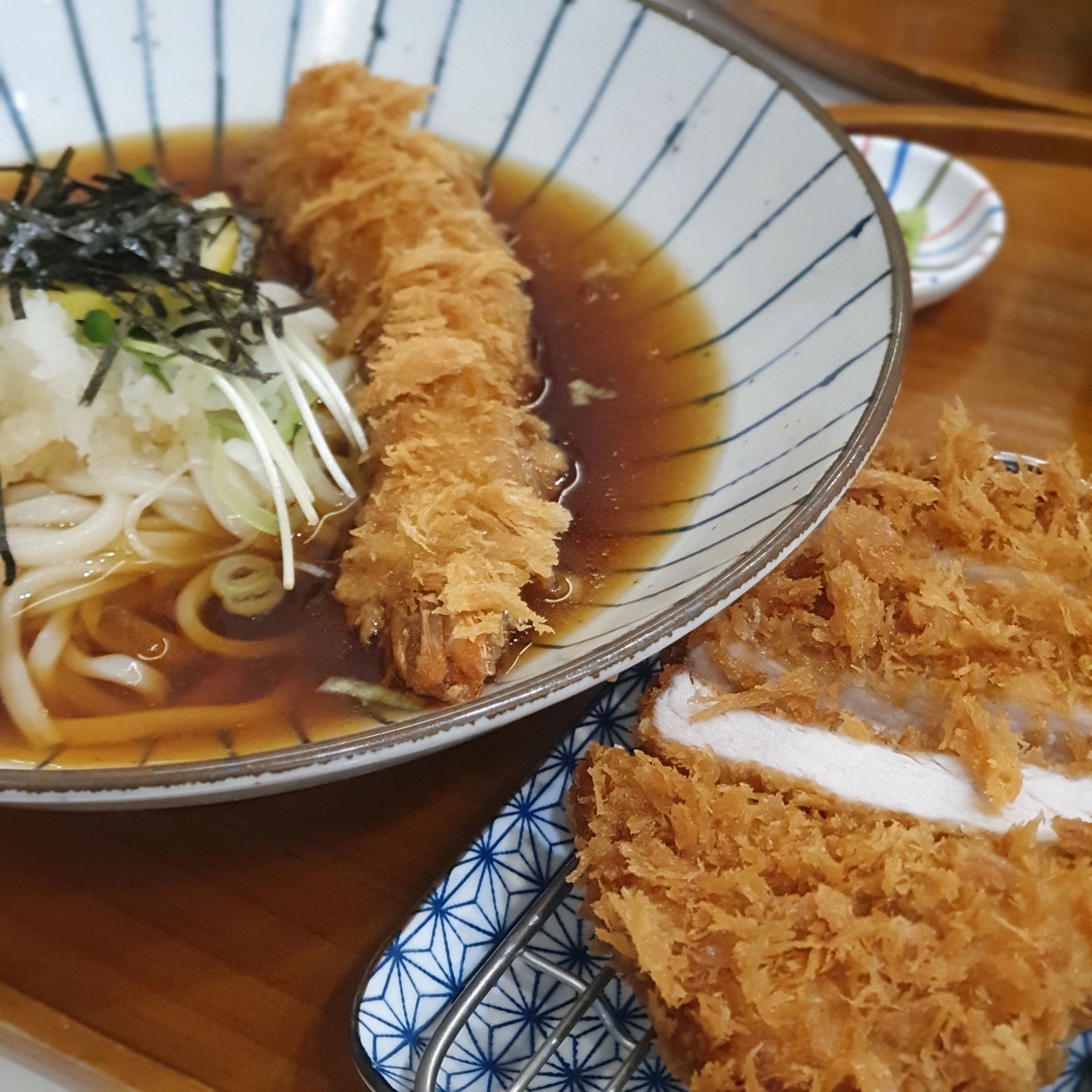 가족끼리 왔는데 음식이 맛있고 직원분이 친절하셔서 좋아요 - 부천 중동 맛집 백소정 부천중동점