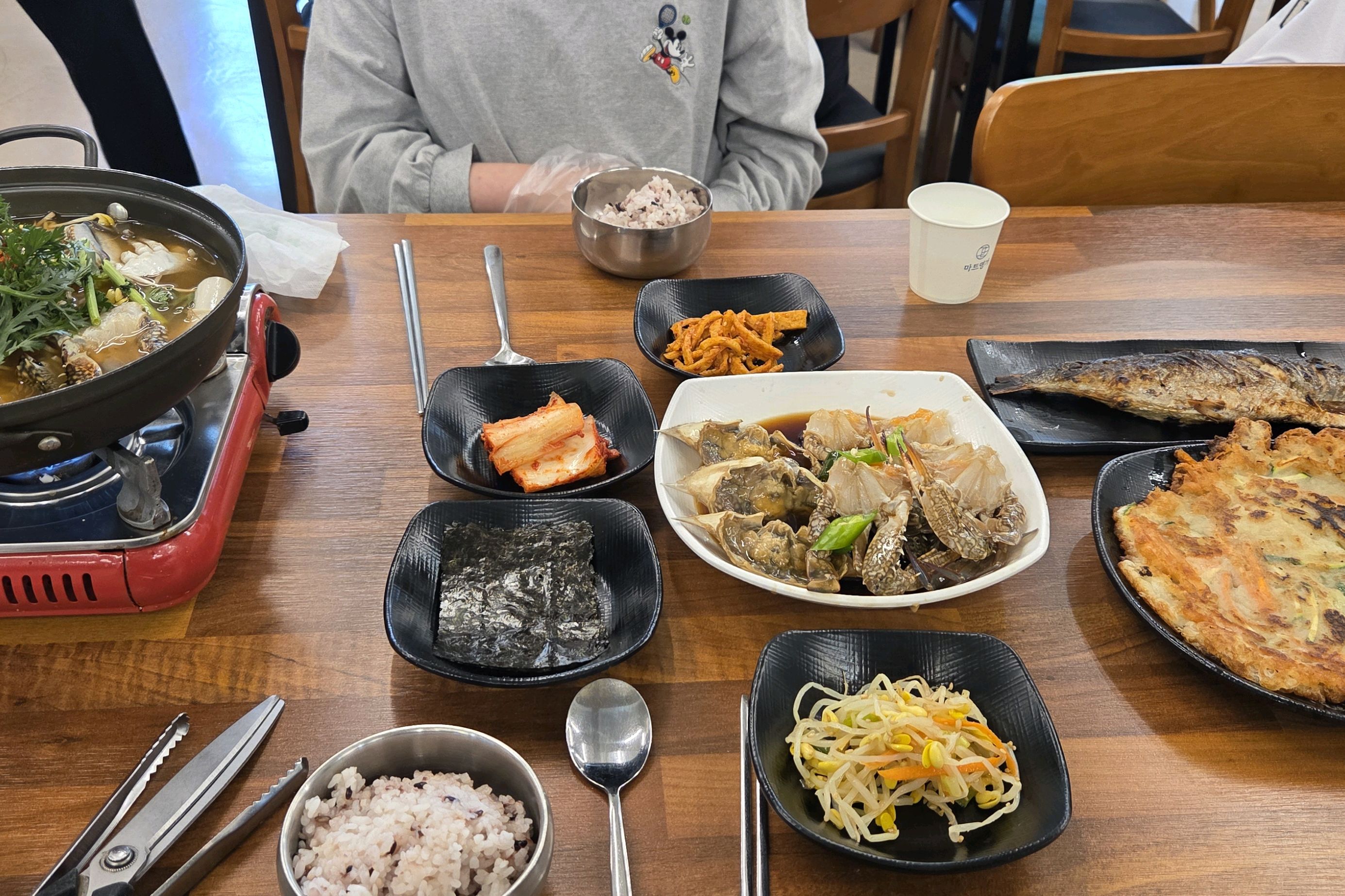 아이가 게장 킬러라 원없이 먹게 해줄 생각에 웹서핑을 통해 알게 된 꽃게생각을 방문했답니다