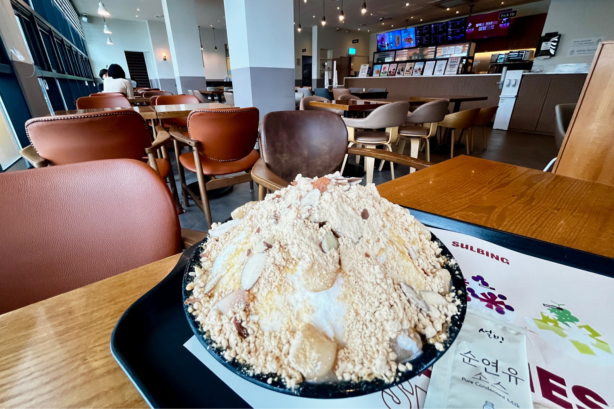 청초호 뷰가 아름다운 설빙 매장🍧 - 아바이마을 맛집 설빙 강원속초점