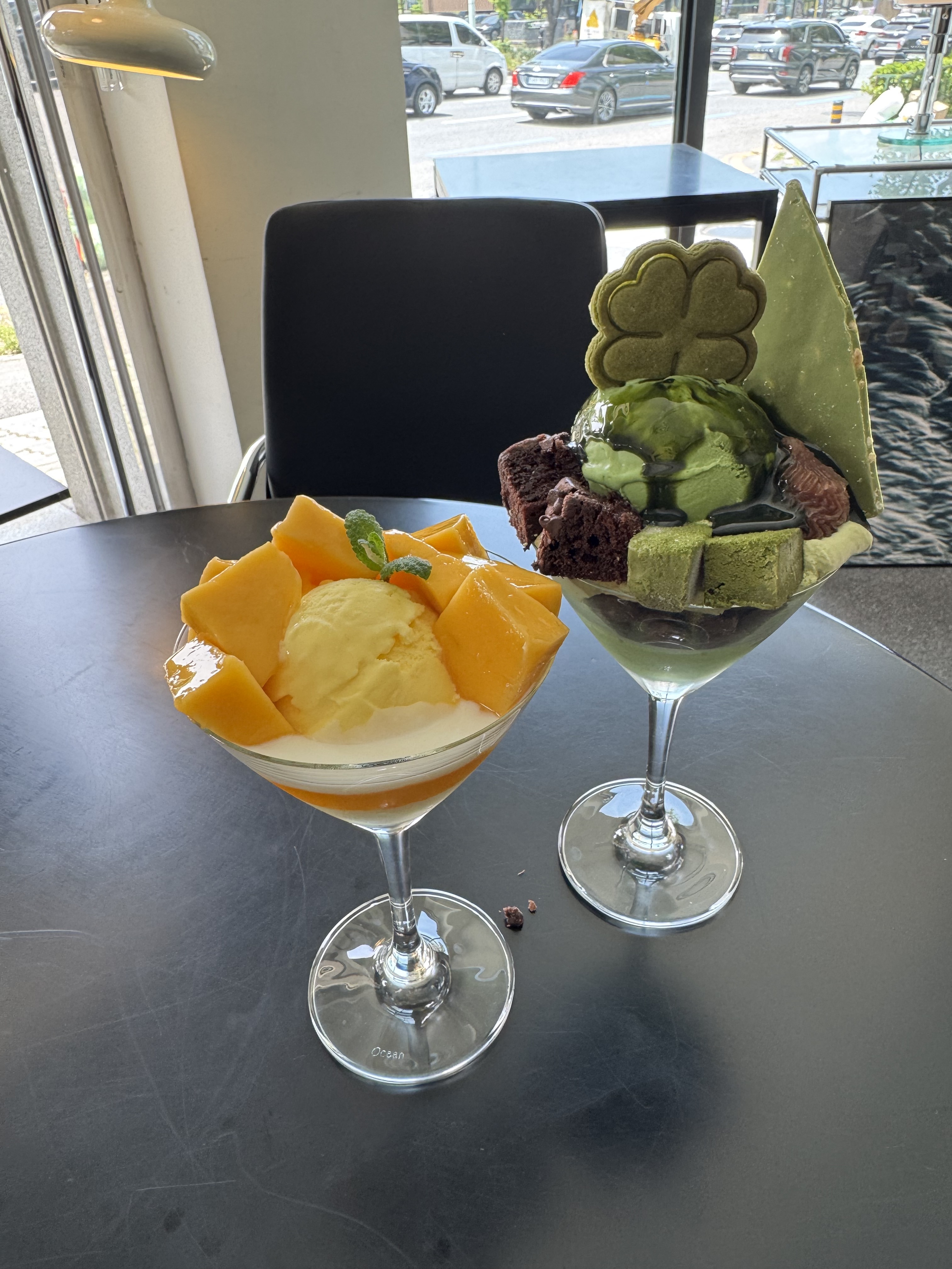 파르페랑 망고 요거트 샤베트 너무 맛있어요!! 시원하고 쾌적해요🍀 - 대전 맛집 워크룸커피