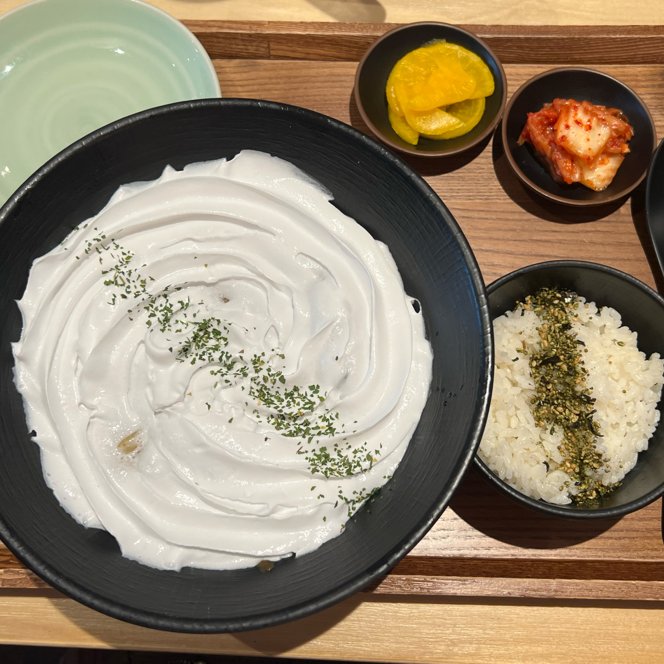 레어카츠 먹어보고 싶어서 예약하고 방문했어요! 새로운 메뉴들이 있고 다 맛있어요 ㅠㅠ 갈마