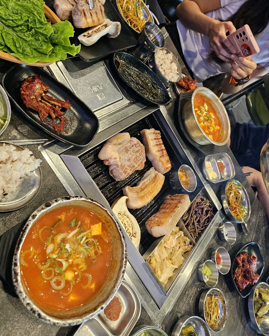 그때그집공항점은 첨인데 맛있고깔끔하고 조으네용 - 제주 맛집 제주공항그때그집