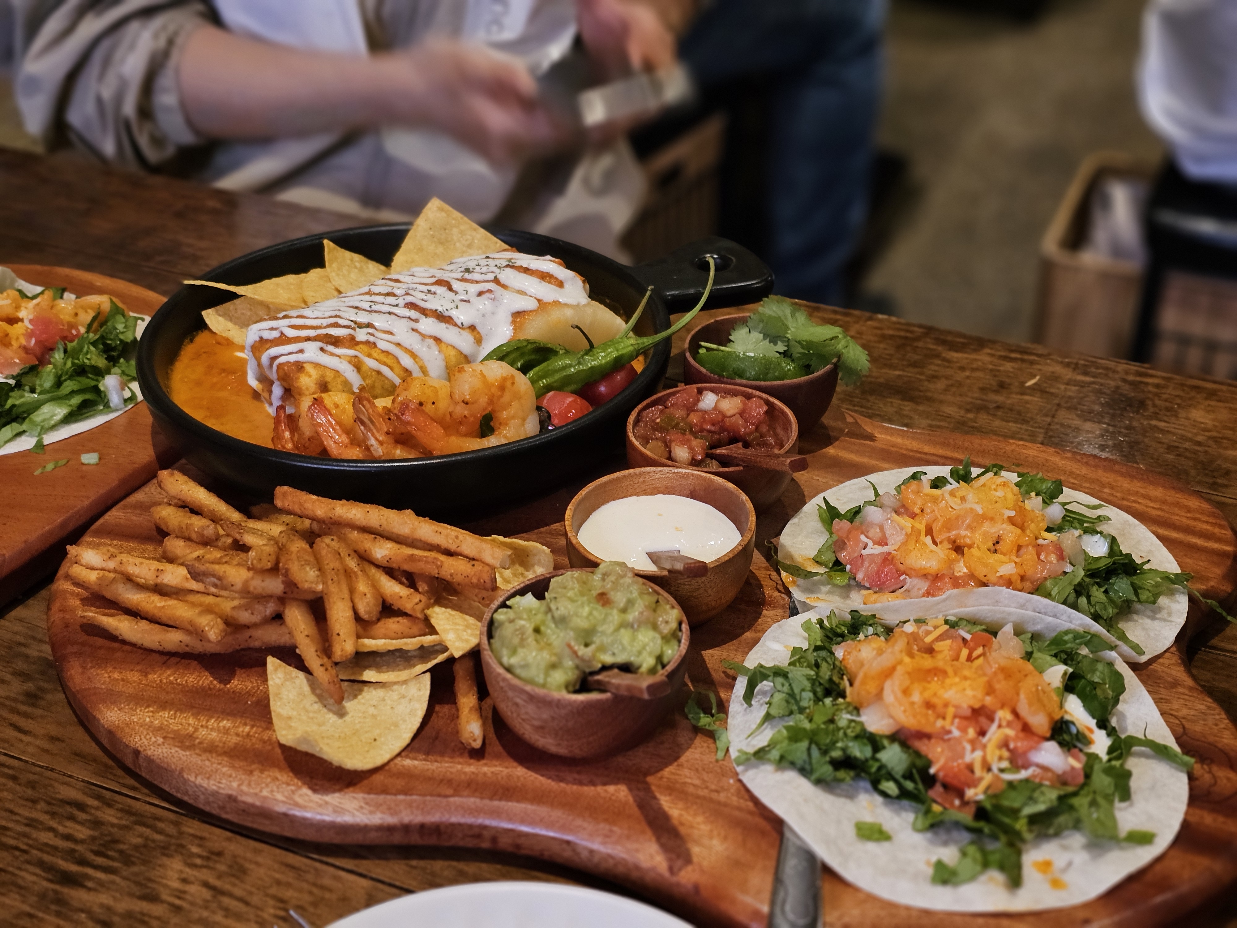 예약 없이와서 웨이팅 조금 했ㅅ브니다 그치만 기다린 만큼 맛있었어요! 음식 빨리나오는 편입
