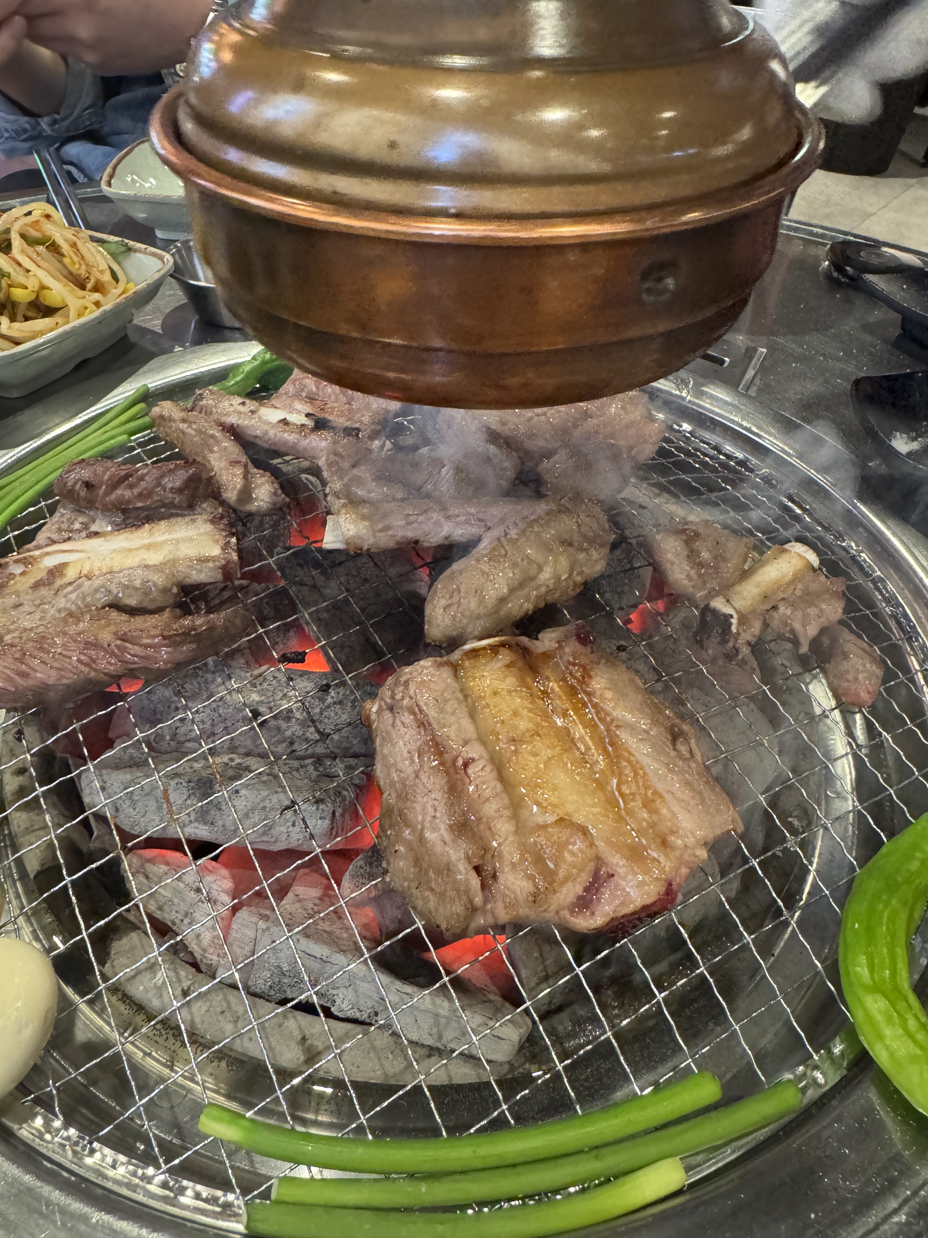 고기가 신선하고 늘 맛있게 구워주셔서 좋아요😋😋 - 대전 맛집 팔팔생갈비
