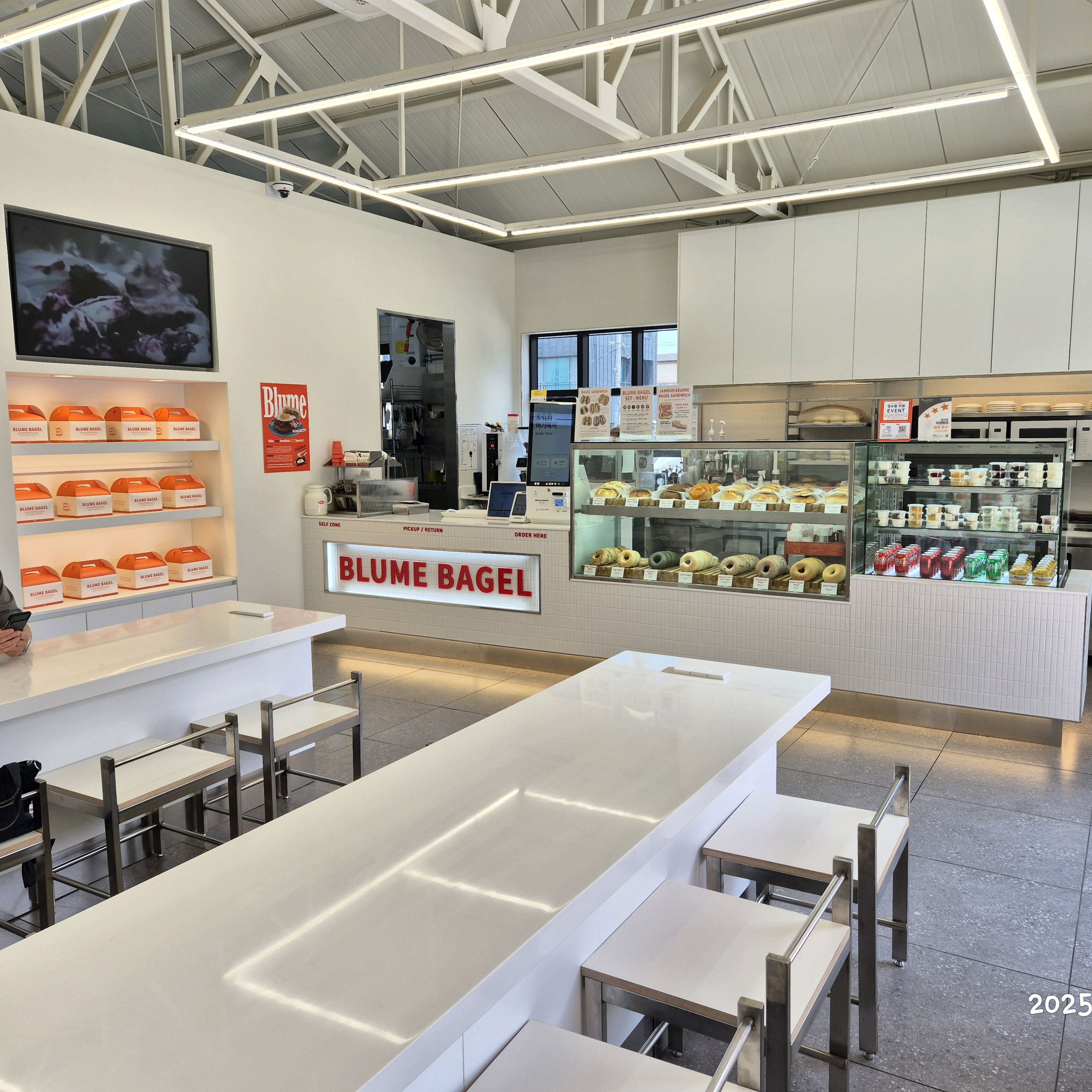 베이글이랭 음료 맛있어요. - 제주 맛집 블루메베이글