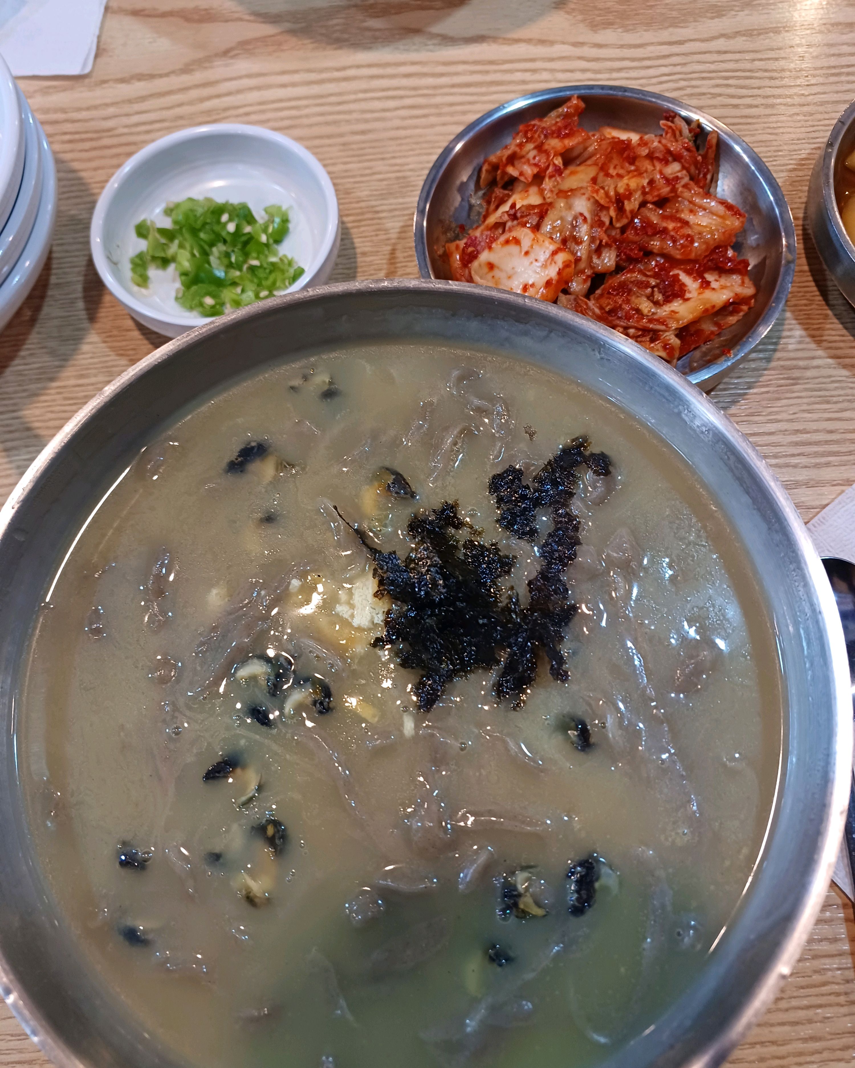 기다린 보람이 있어요~ - 제주 맛집 중문수두리보말칼국수