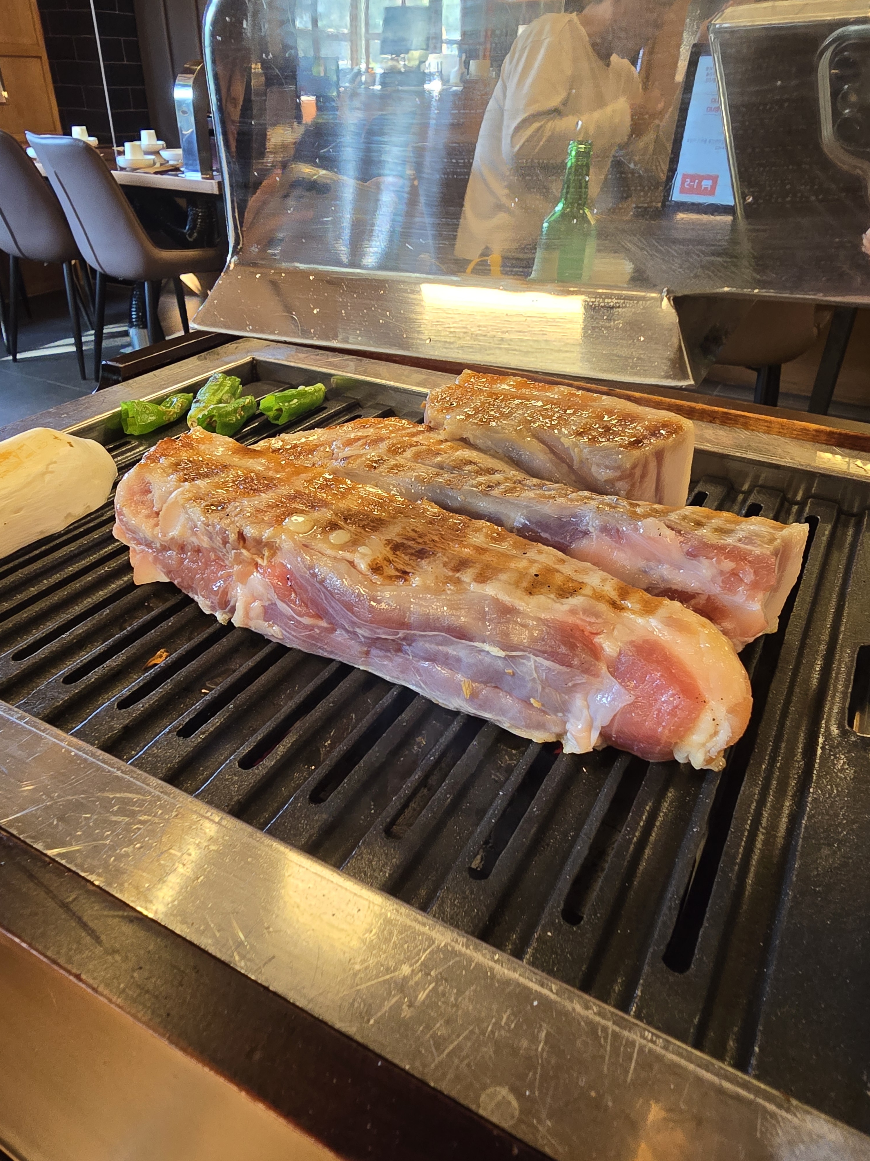 처음왔는데 너무 친절하고 음식도 너무 예쁘게 잘 나옵니다^^ 또 방문할것같아요♡♡ - 인천 맛집 숙성부심 인천논현점