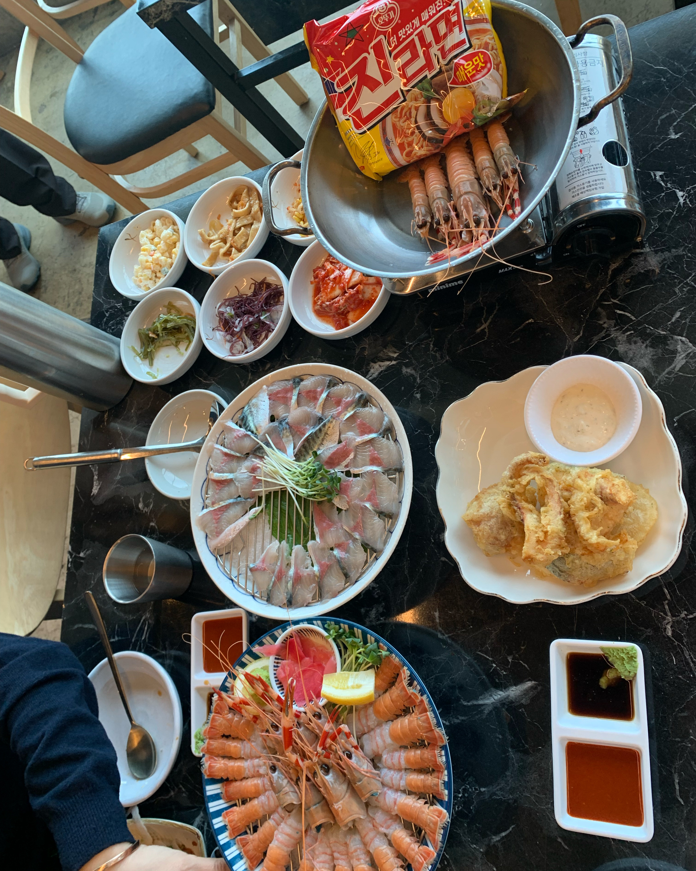 푸짐하고 뷰 맛집 - 제주 맛집 계절식탁 함덕점