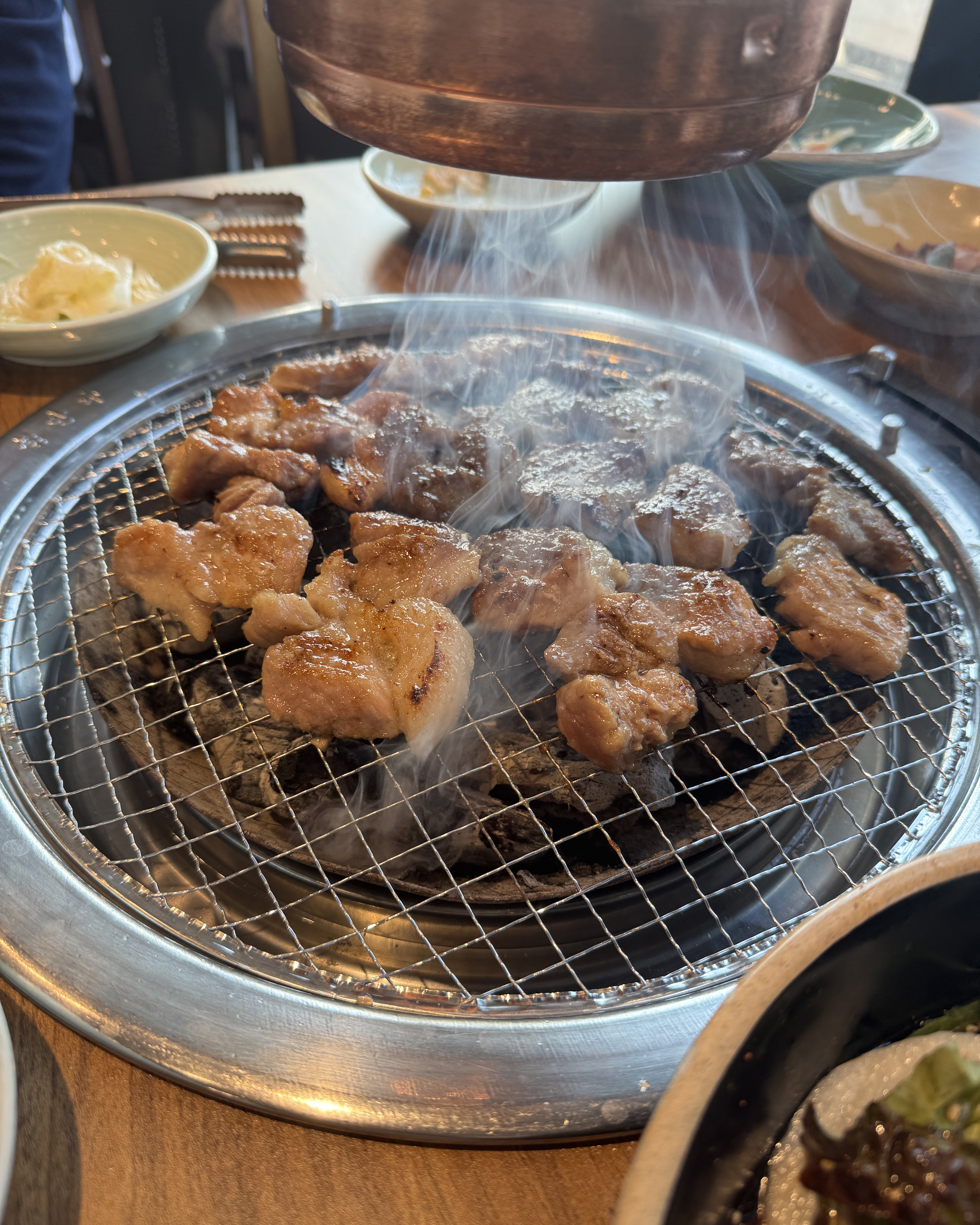 아빠가 전날 다녀오시고는 맛있다고 하셔사 같이 왔어요. 맛있고 직원분들도 친절하셔서 좋았어