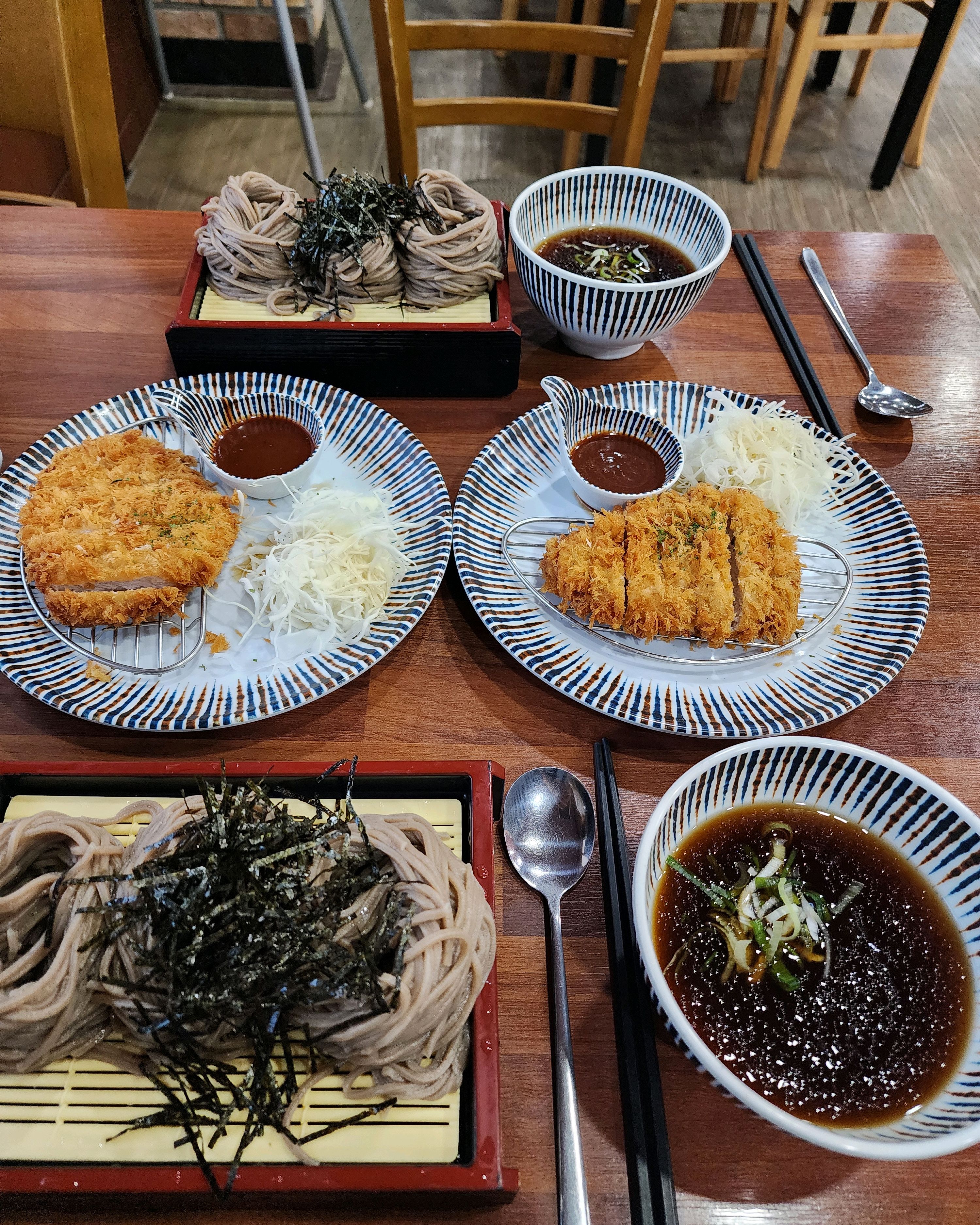 오래걸려서 먹었습니다. - 융건릉 맛집 삼동소바 화성융건릉점