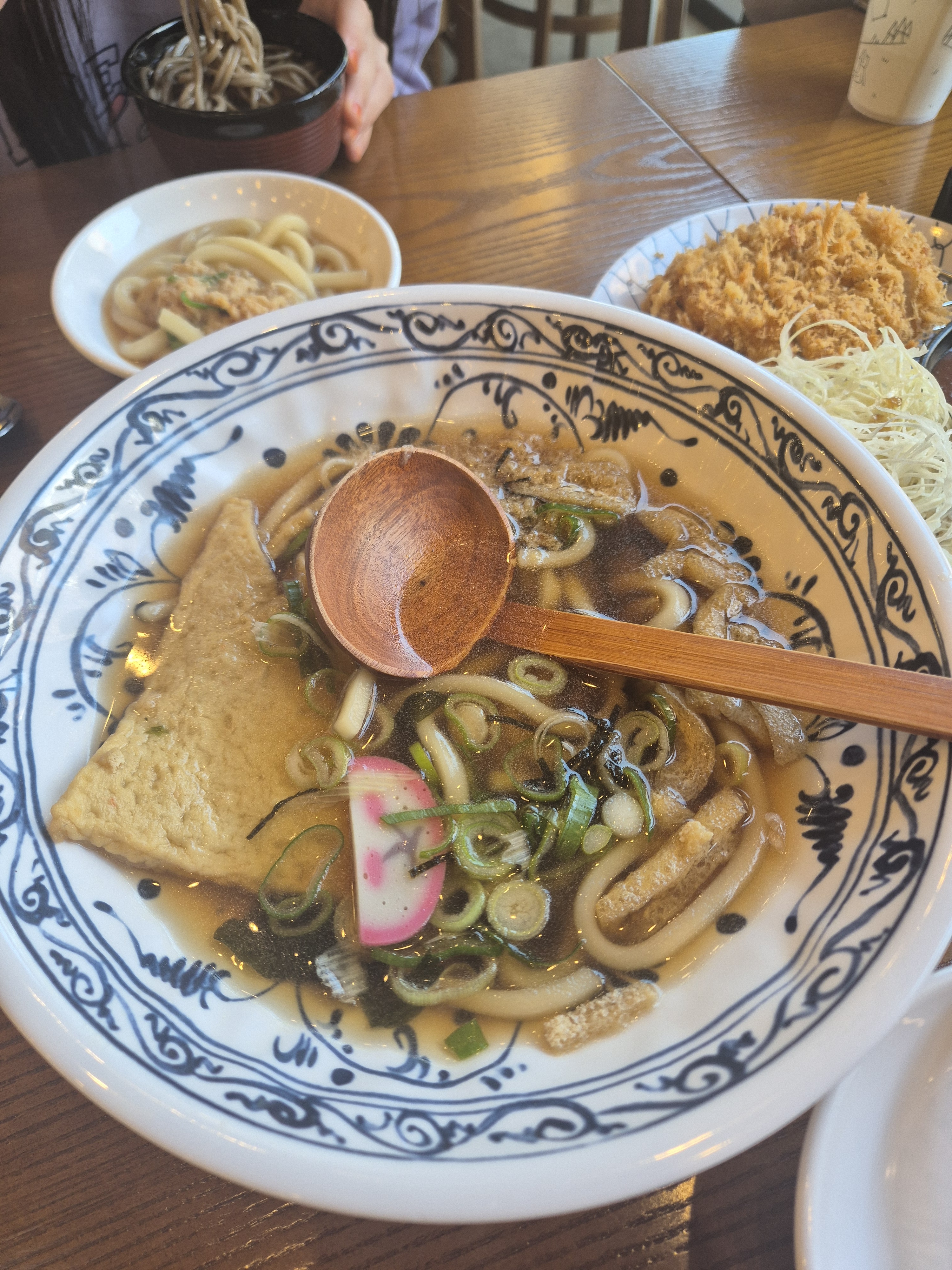 전반적으로 다 맛있어요. - 성북동 맛집 삼동소바 성북동점