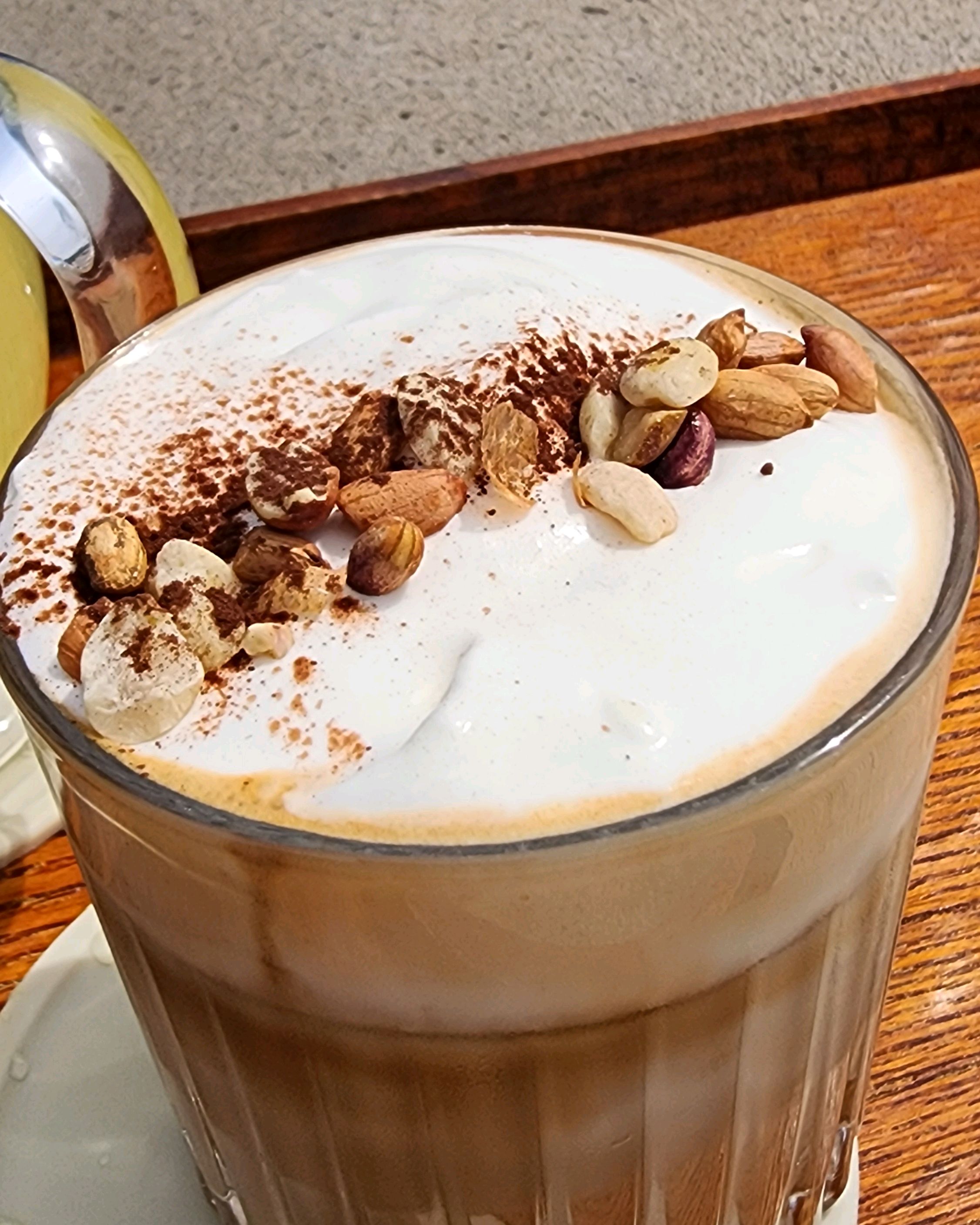 기깔나는 크림라떼의 맛을 볼수있는 제주 조천 카페예요!강추입니다! - 제주 맛집 아라파파북촌 세화구좌김녕종달리코난비치 도민현지인점심동쪽