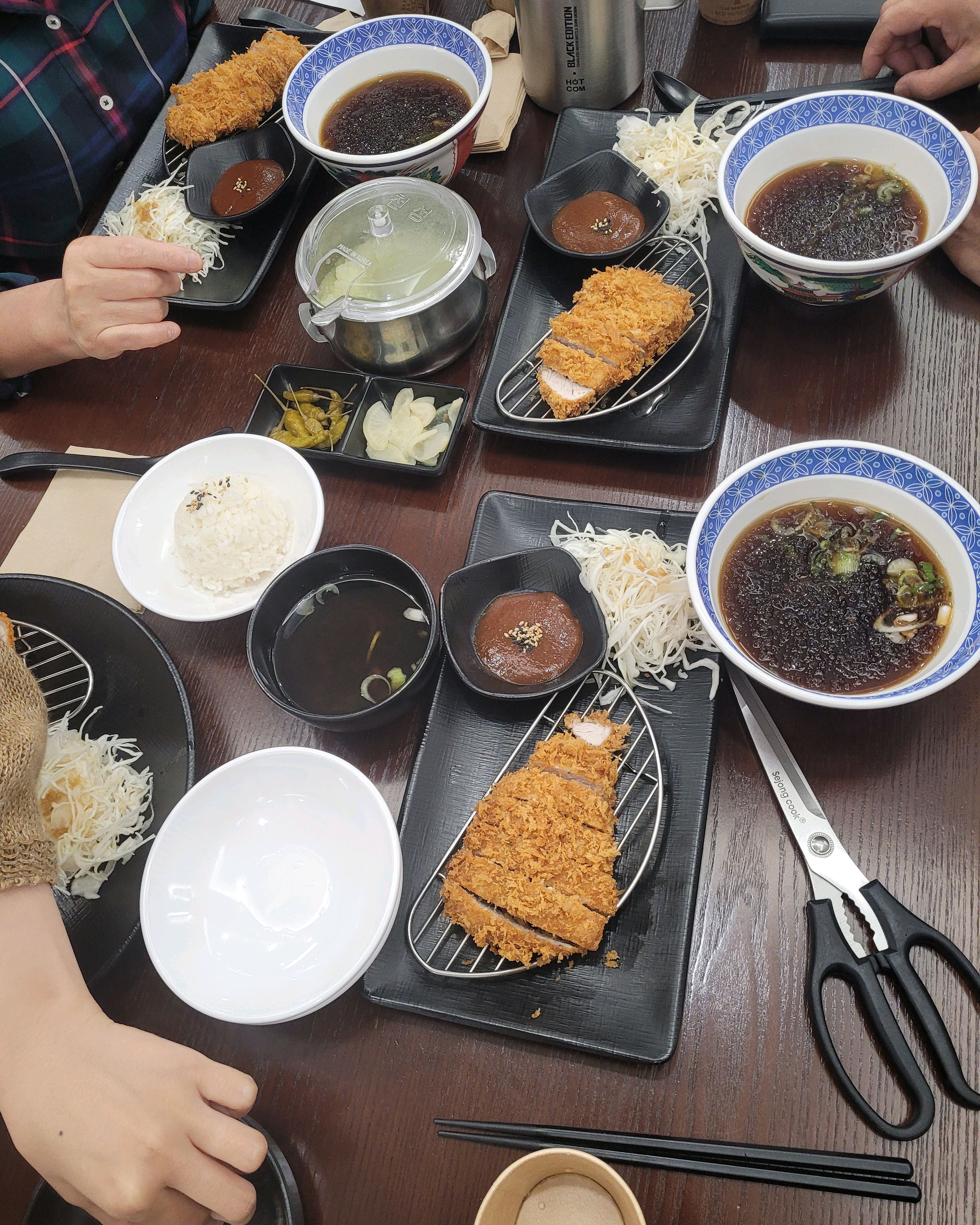 부모님, 아기랑 함께 식사하기에 너무 좋아요~ 잘 먹고갑니다 - 안양 비산동 맛집 삼동소바 안양평촌점