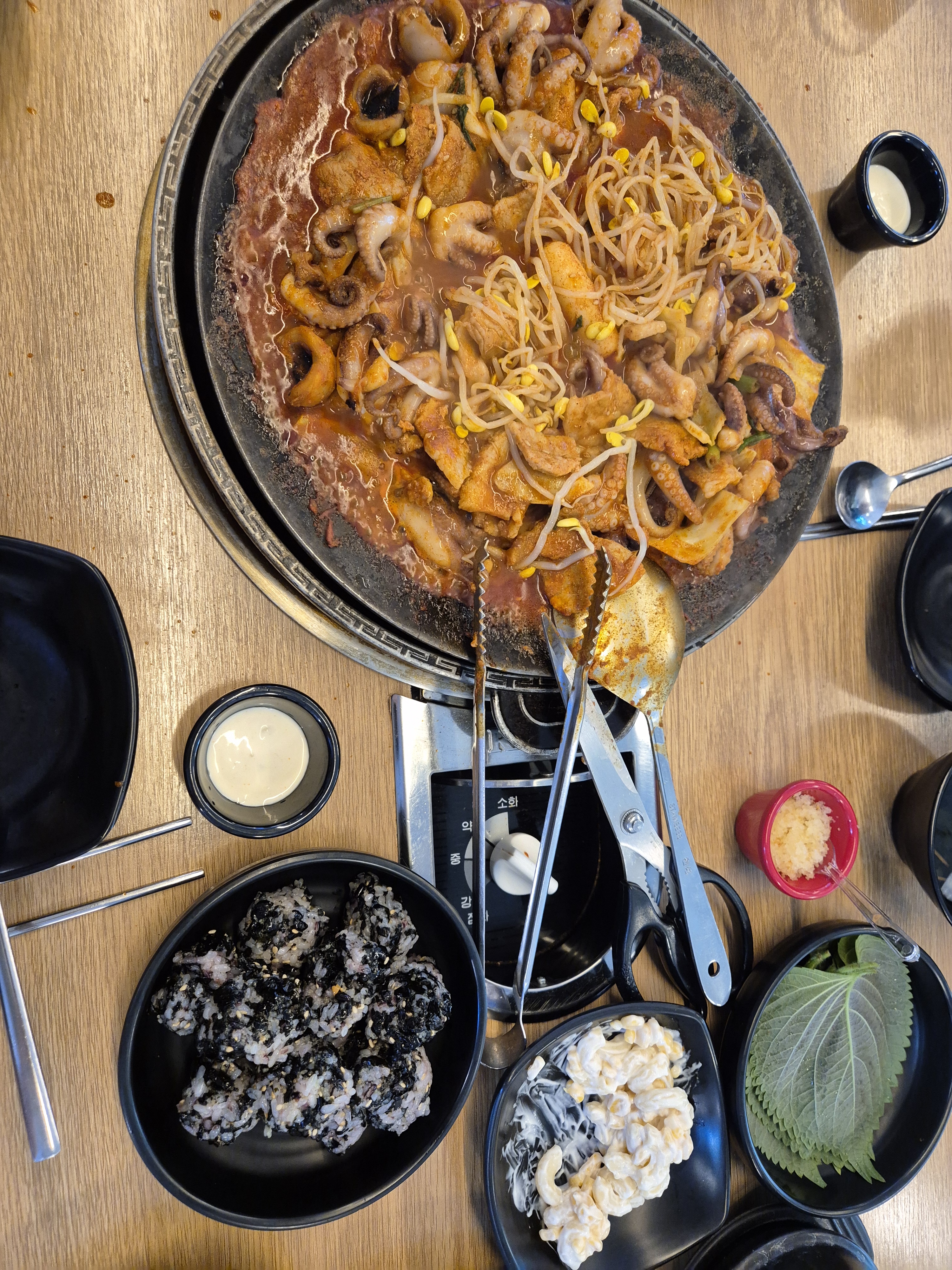 유투브 보고 우연히 방문했어요~~쭈꾸미 맵싸락하니 너무 맛있네요~~~다음에 또 방문의사 있