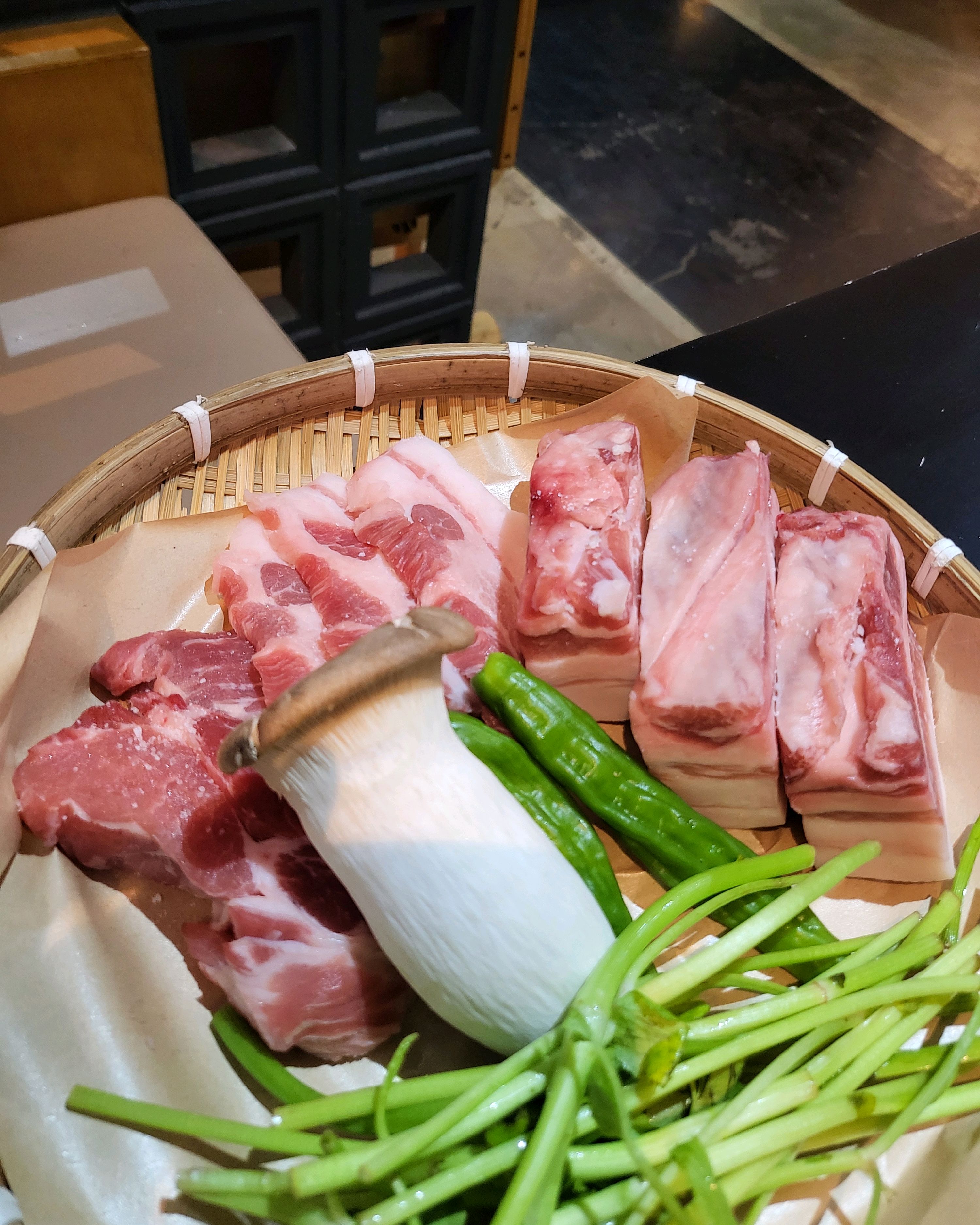 남편 아이 다 만족하며 잘 먹었습니다. - 제주 맛집 풍로 제주신화월드점