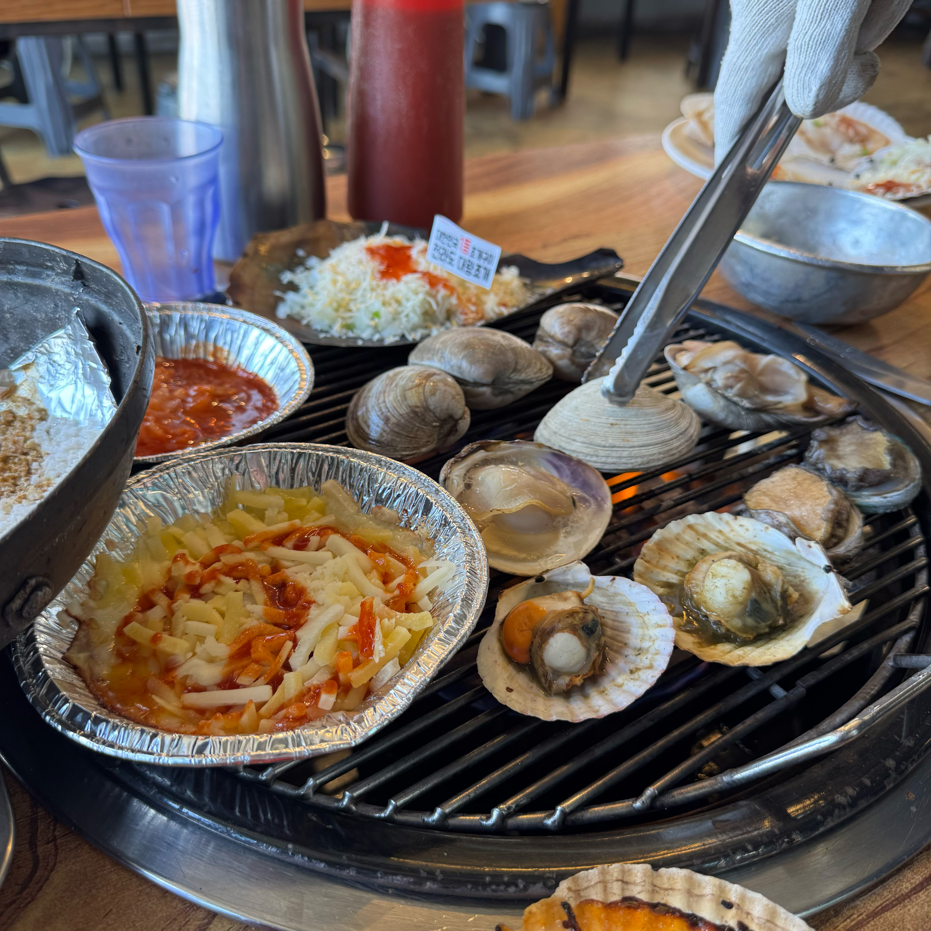 지난번에 와보고 맛있어서 또왔는데 새우도 맛있고 치즈가리비 정말 맛있네요 ~~ 메뉴구성이