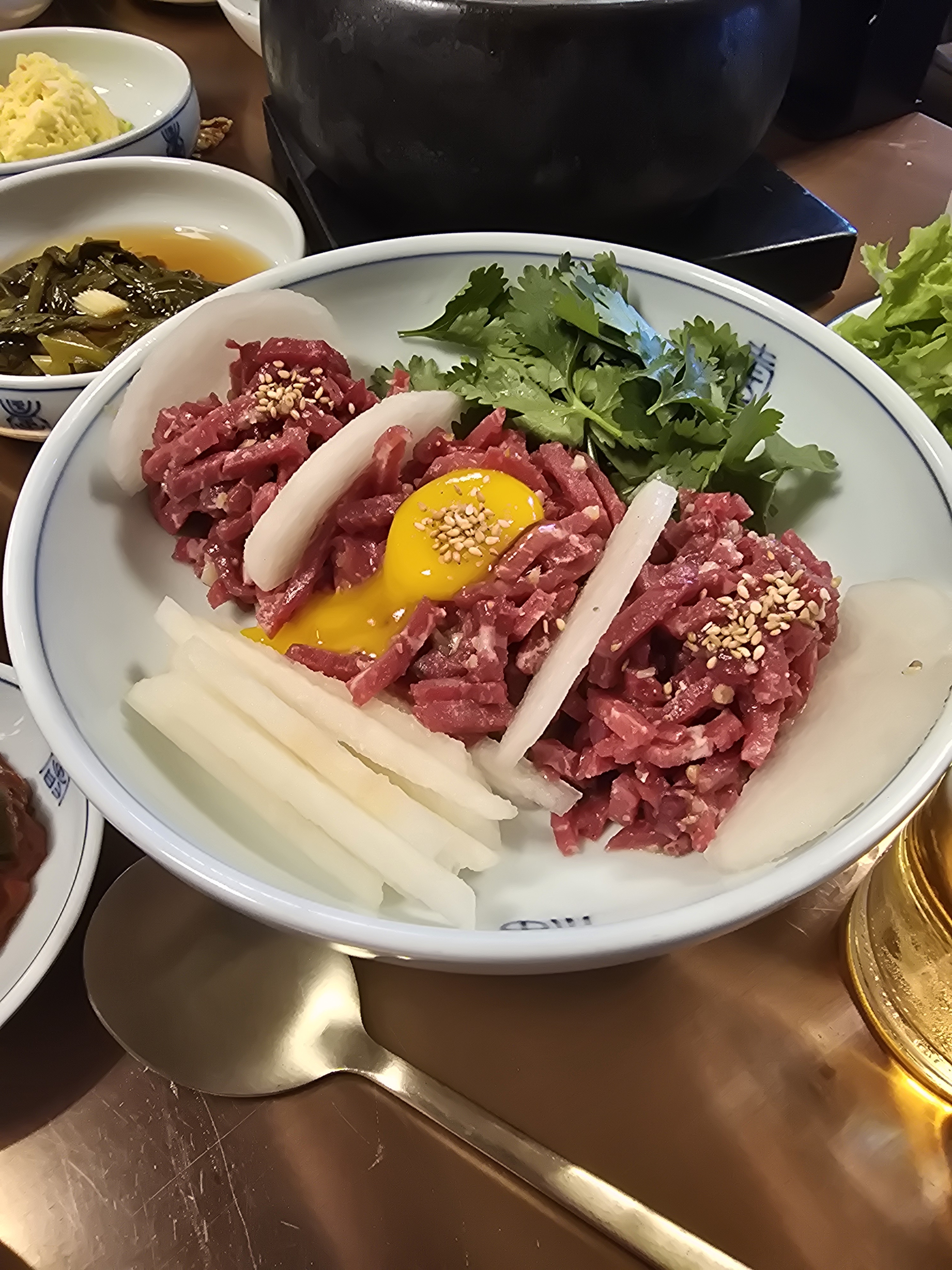 너무 친절하시고 인테리어도 멋지고 맛은 물론 소스가 많아서 너무 좋아요 - 인천 맛집 숙성부심 인천논현점