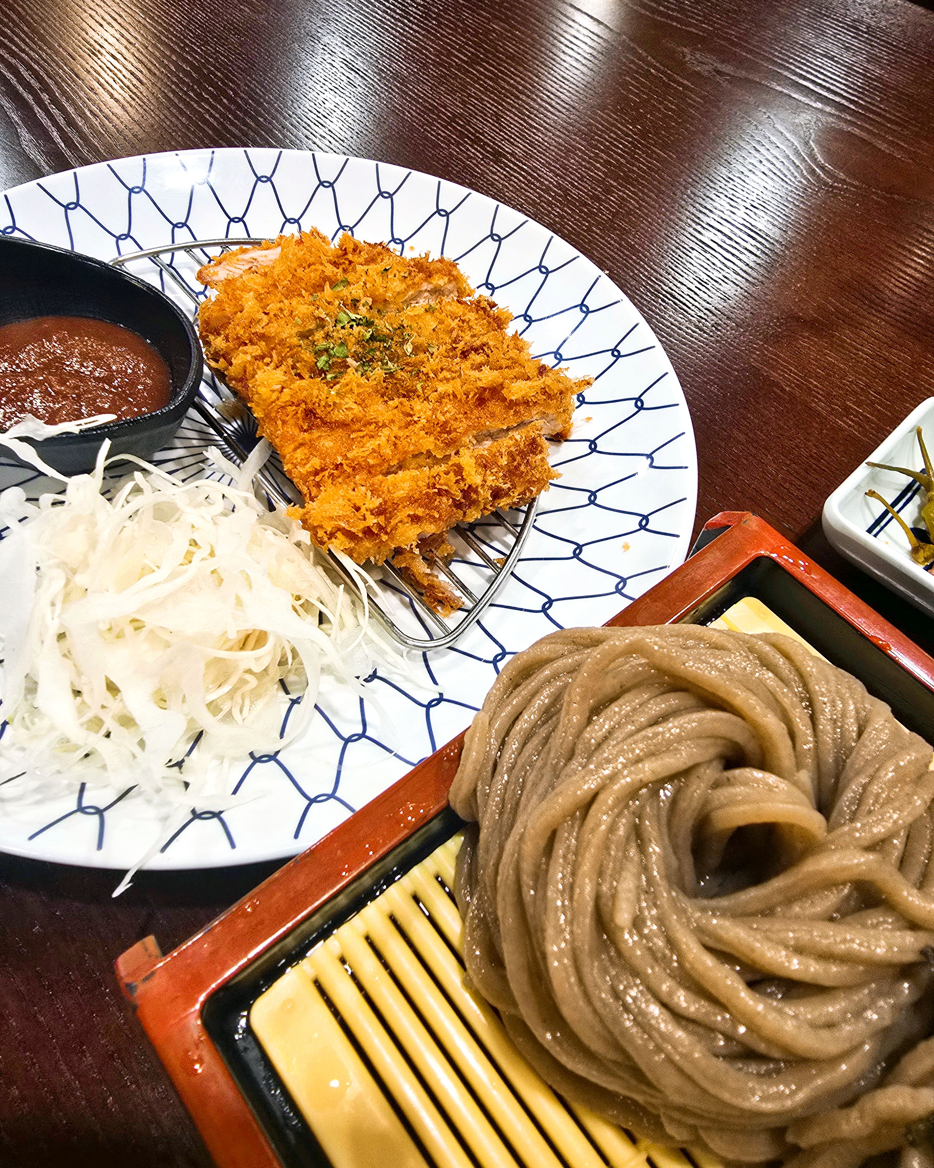 날도 더워져서 소바 먹고싶어서 왔는데 짬뽕도 맛있네요 - 경주 충효 맛집 삼동소바 경주 아당지점