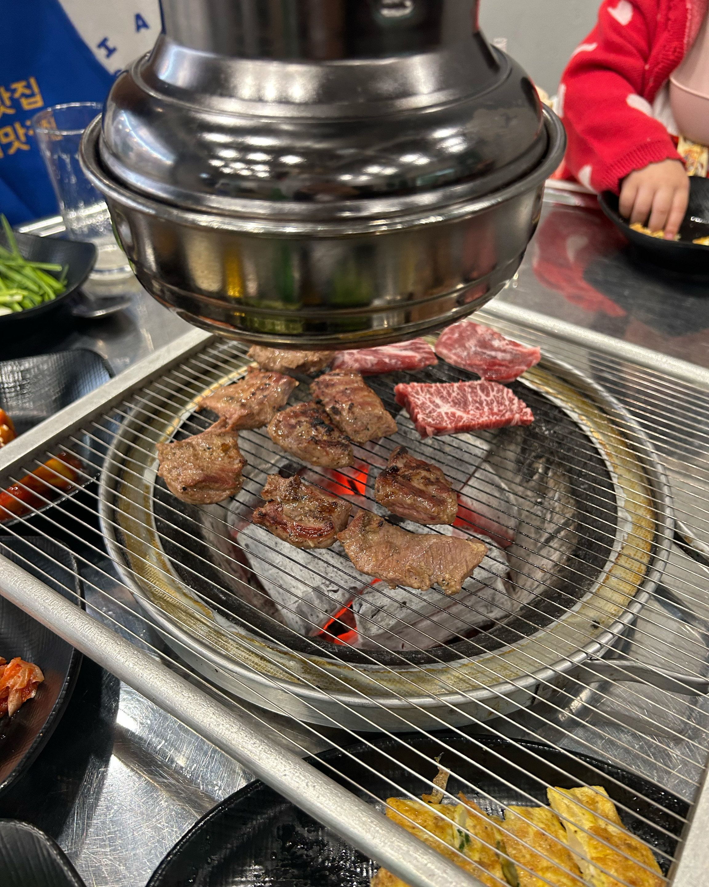 맛있었어요!!! 애기의자도있고 - 대전 맛집 춘선소제동 숯불구이