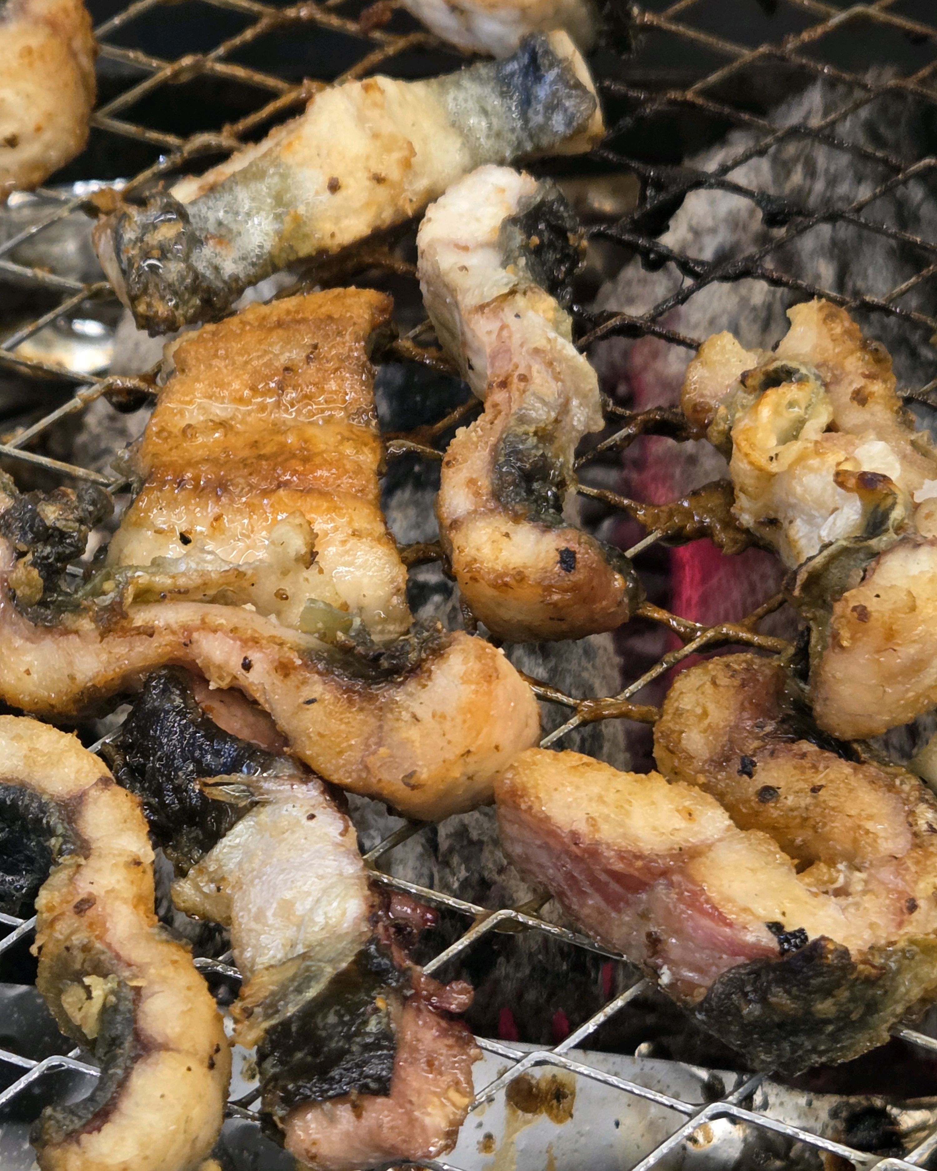 양도 많고 맛있습니다! 사이드메뉴인 비빔국수랑 장어탕도 맛있었습니다 진짜 인천장어는 여기가