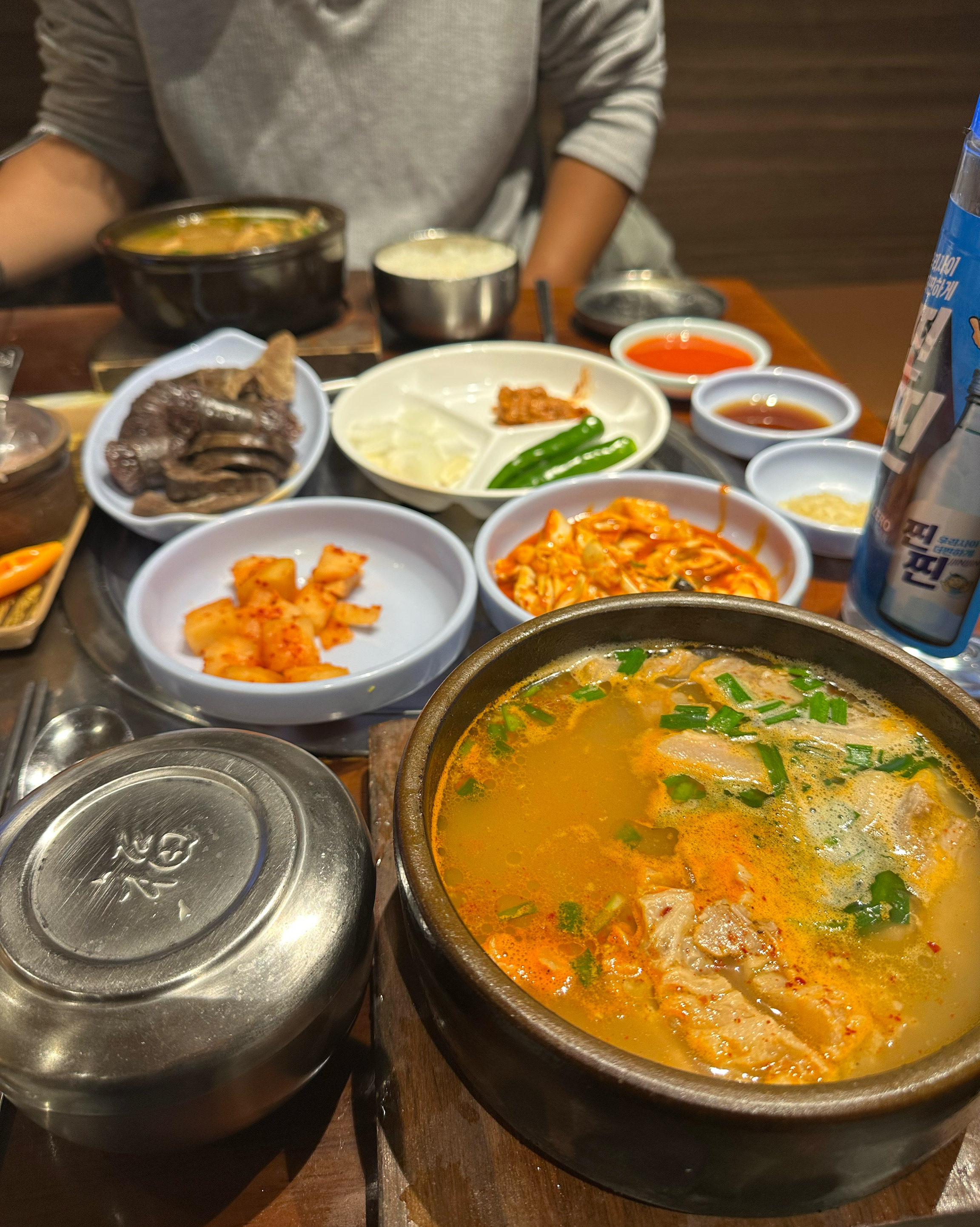 양도 많고 친절하시고 꼭 다시 방문할거같아요!!!🤤🤤 - 대구 맛집 산더미 미성돼지국밥