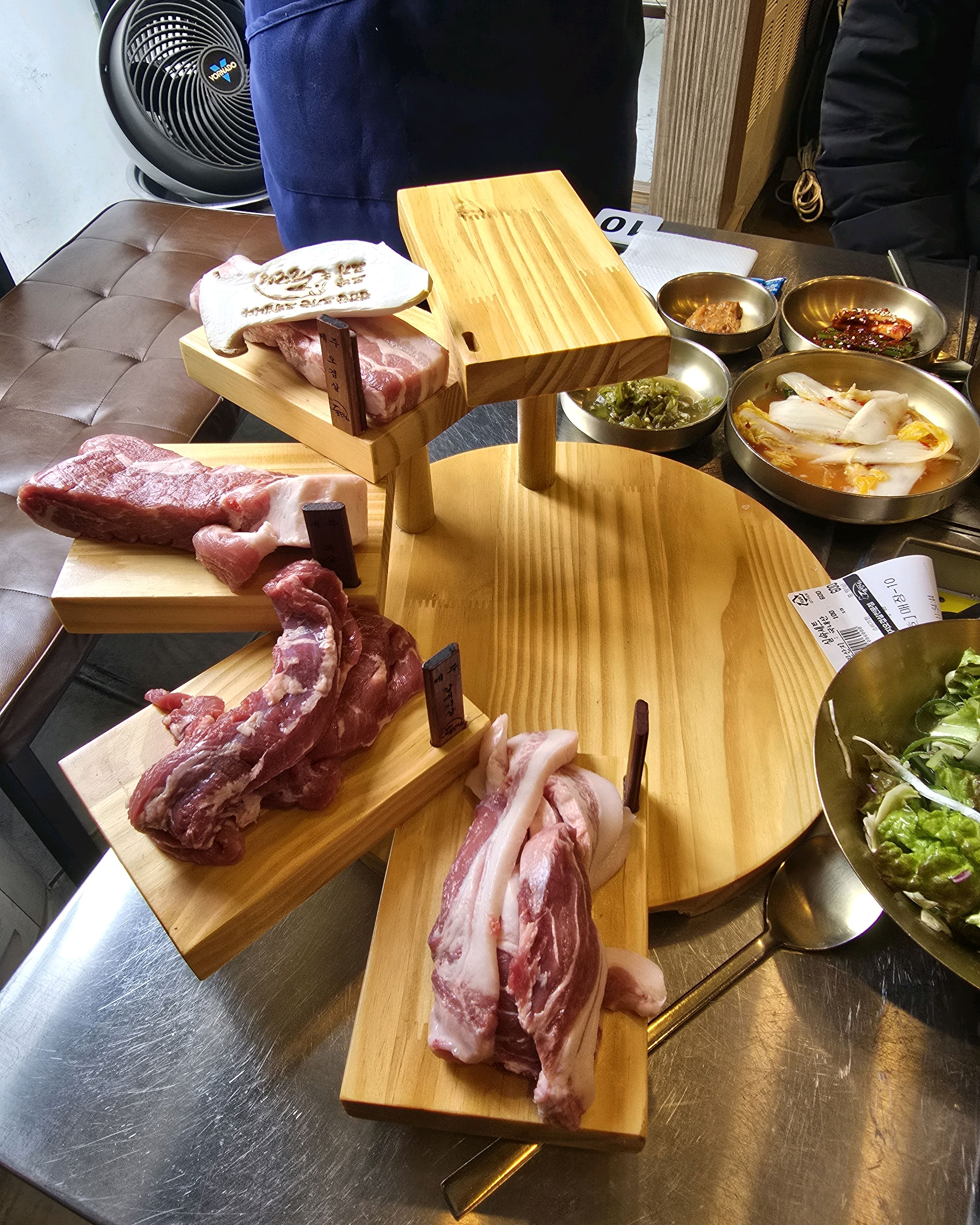 처음엔 양이 부족하려나 싶었는데 먹다보니 엄청 배불렀어요! - 대구 맛집 돈모닝 수성못 본점
