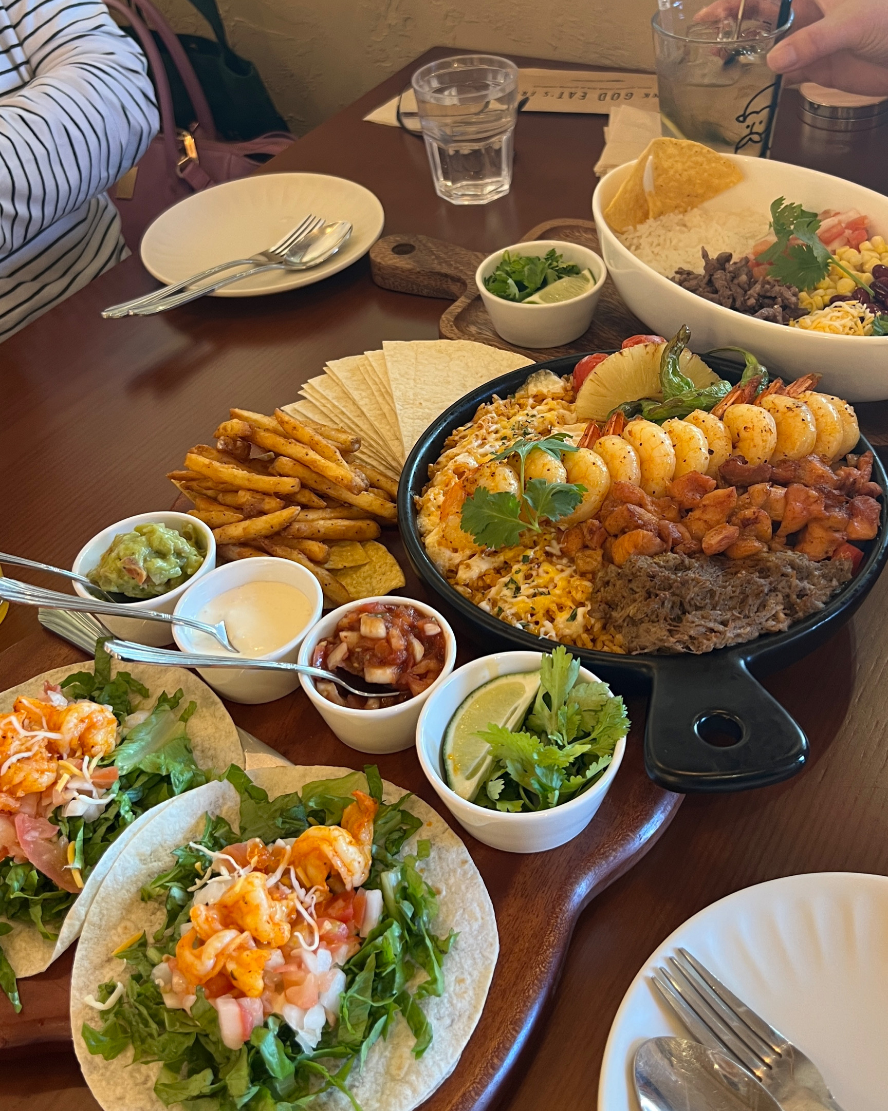갓잇이 동네에 생겨서 너무 좋아요♥ 일주일에 한번씩 출근도장 찍고 있네용 타코 너무 맛있어