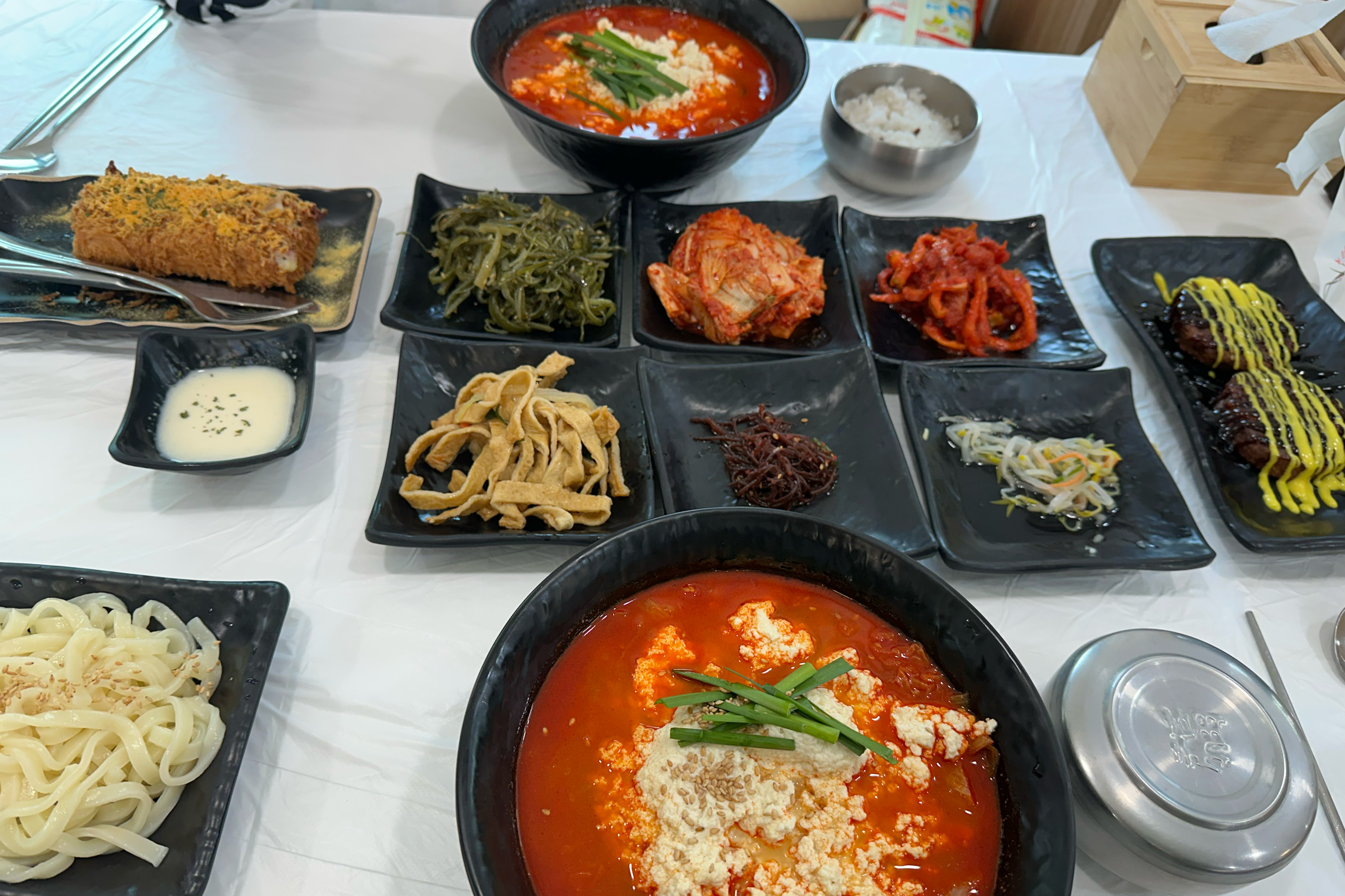 사장님이 엄청 친절하세요! - 아바이마을 맛집 강릉초당골짬뽕순두부 속초점