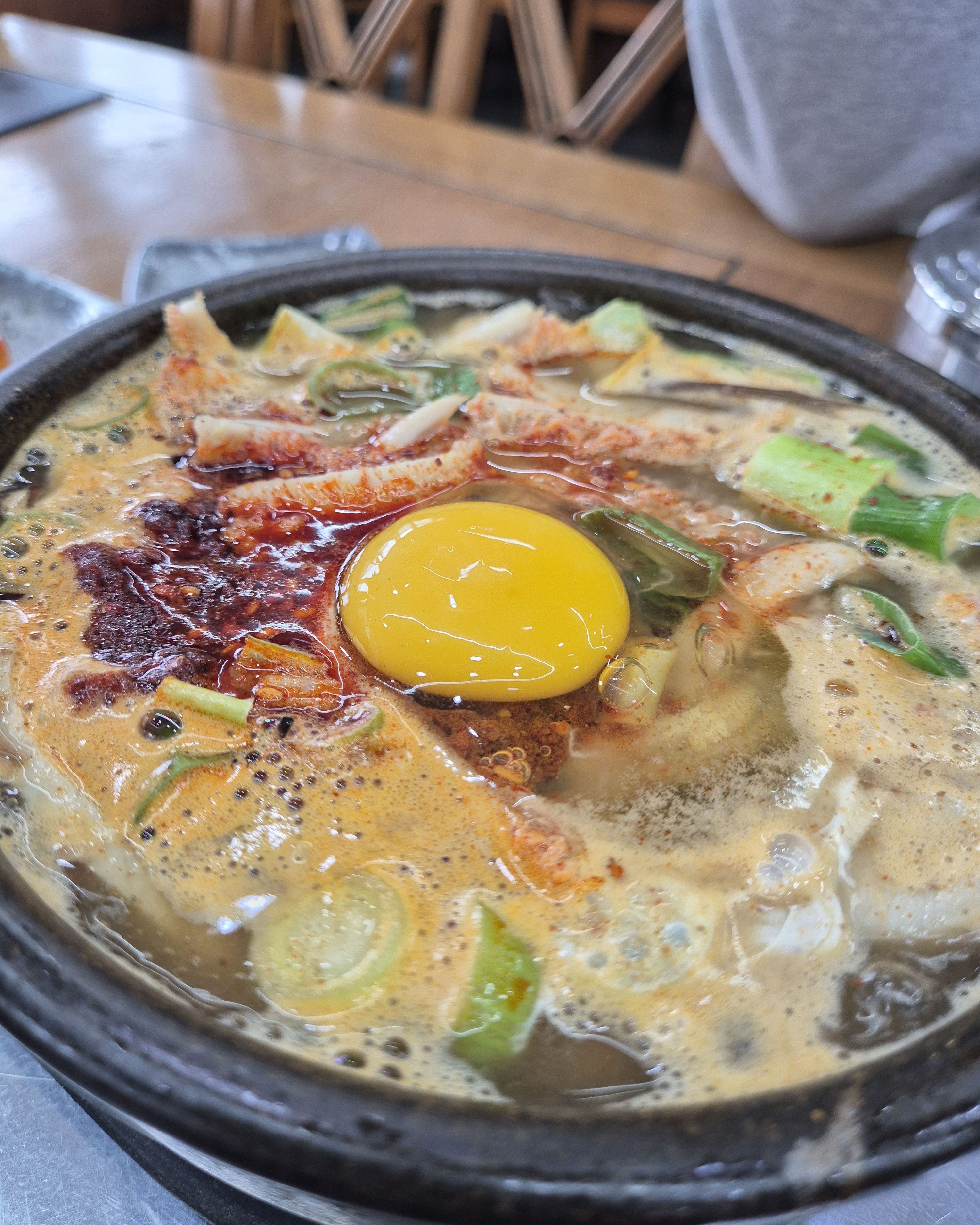고사리 육내탕이랑 해녀톳 비빔국수 먹었어요 - 제주 맛집 제주순풍해장국 공항본점