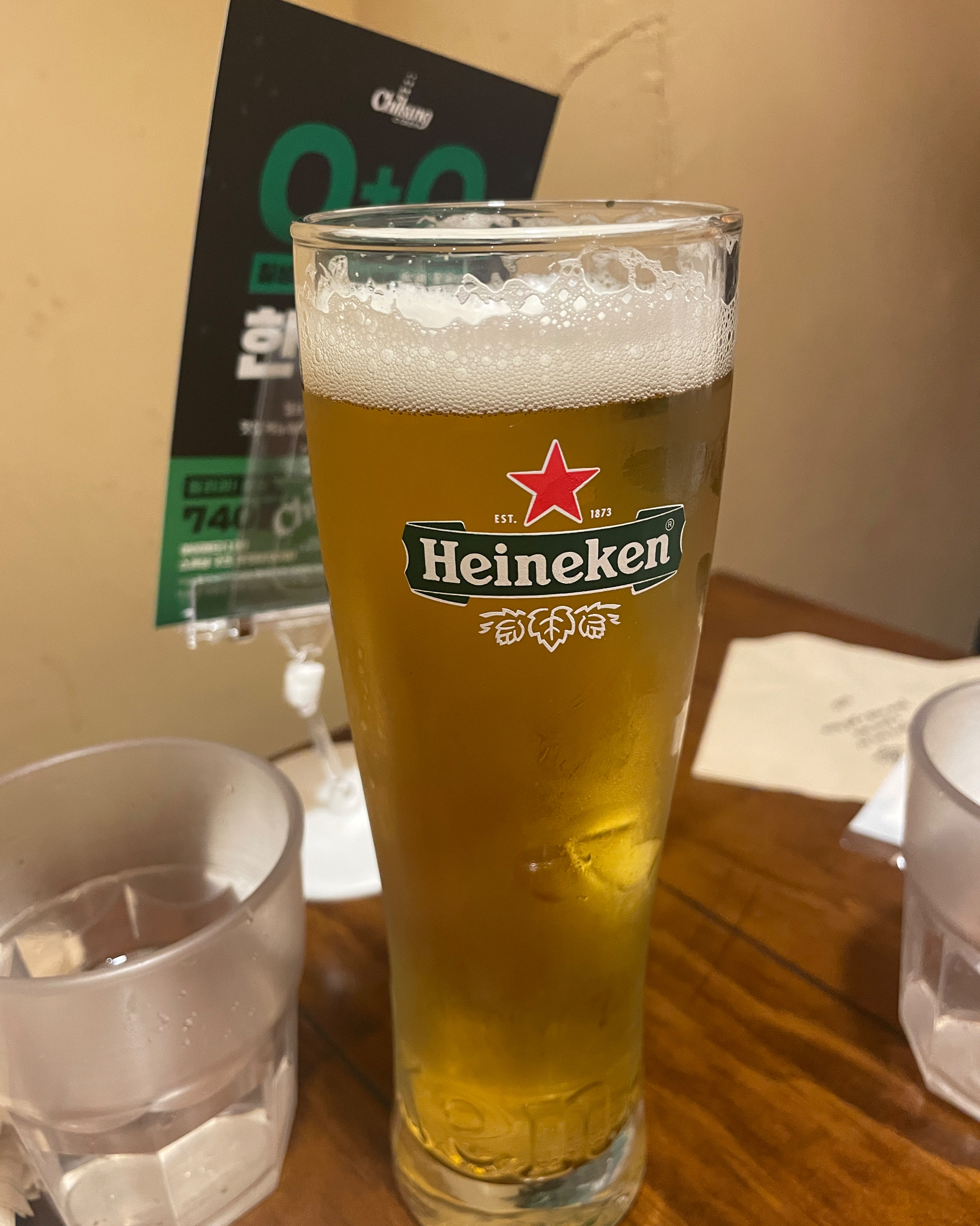 지난번 동생이랑 와보고 좋아서 이번엔 친구랑 왔어요! 주말이라 웨이팅은 좀 있었지만 역시나
