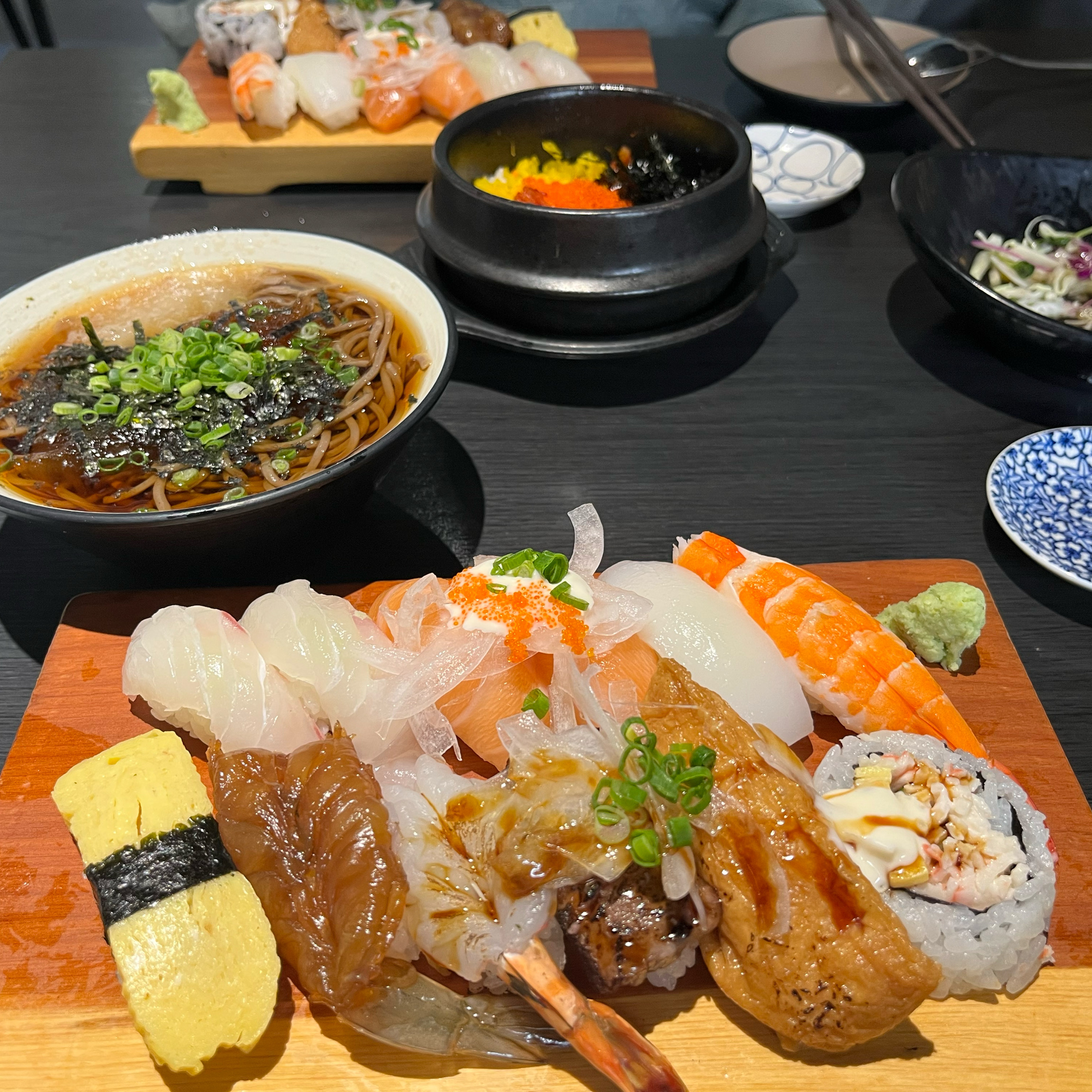 배달만 시켜먹다가 매장와서 처음 먹어보는데 - 대전 맛집 하츠야초밥