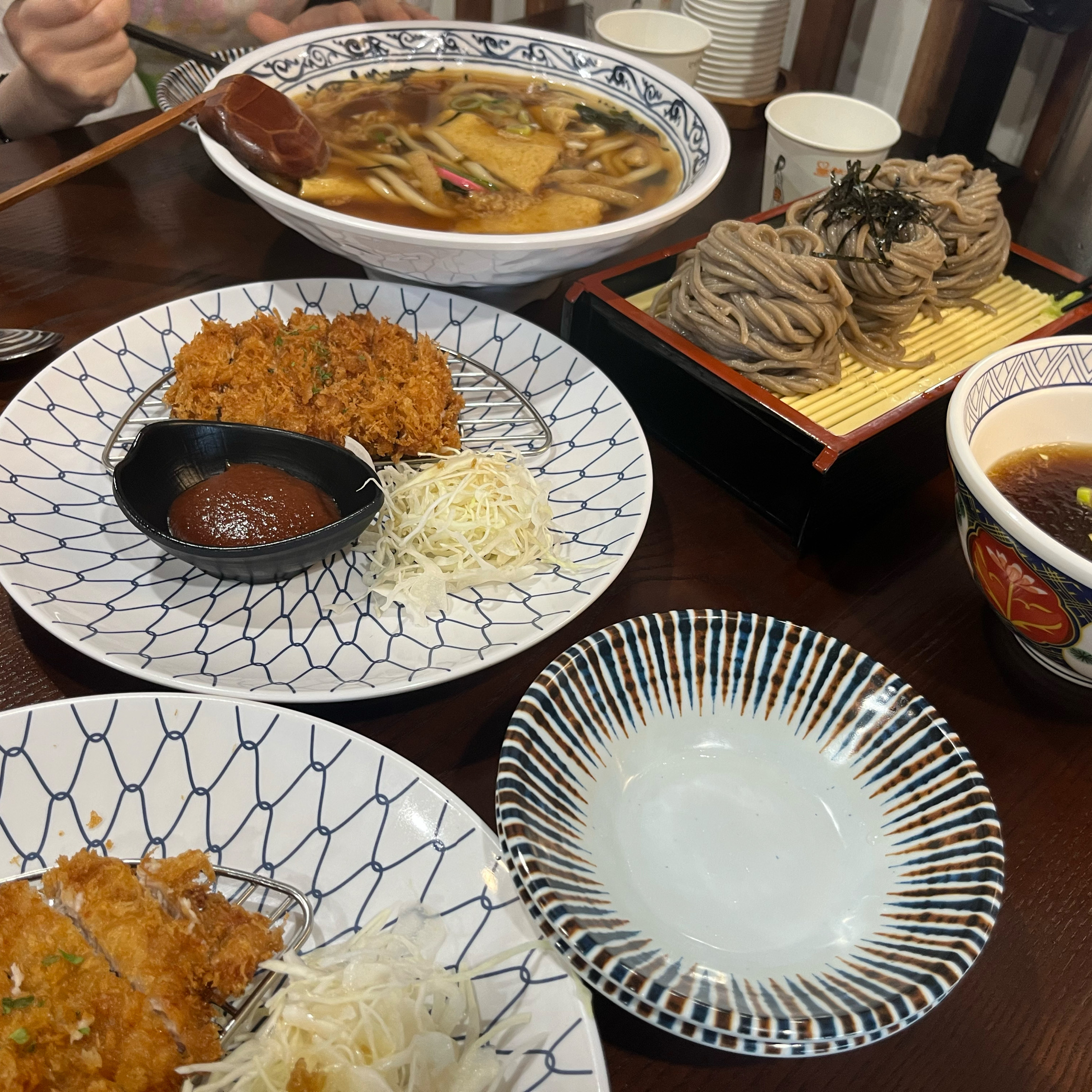 아이들과 재방문했는데 맛있오요~ 대기 없이 바로 들어 왔습니다^^ 감사합니당 - 경주 충효 맛집 삼동소바 경주 아당지점