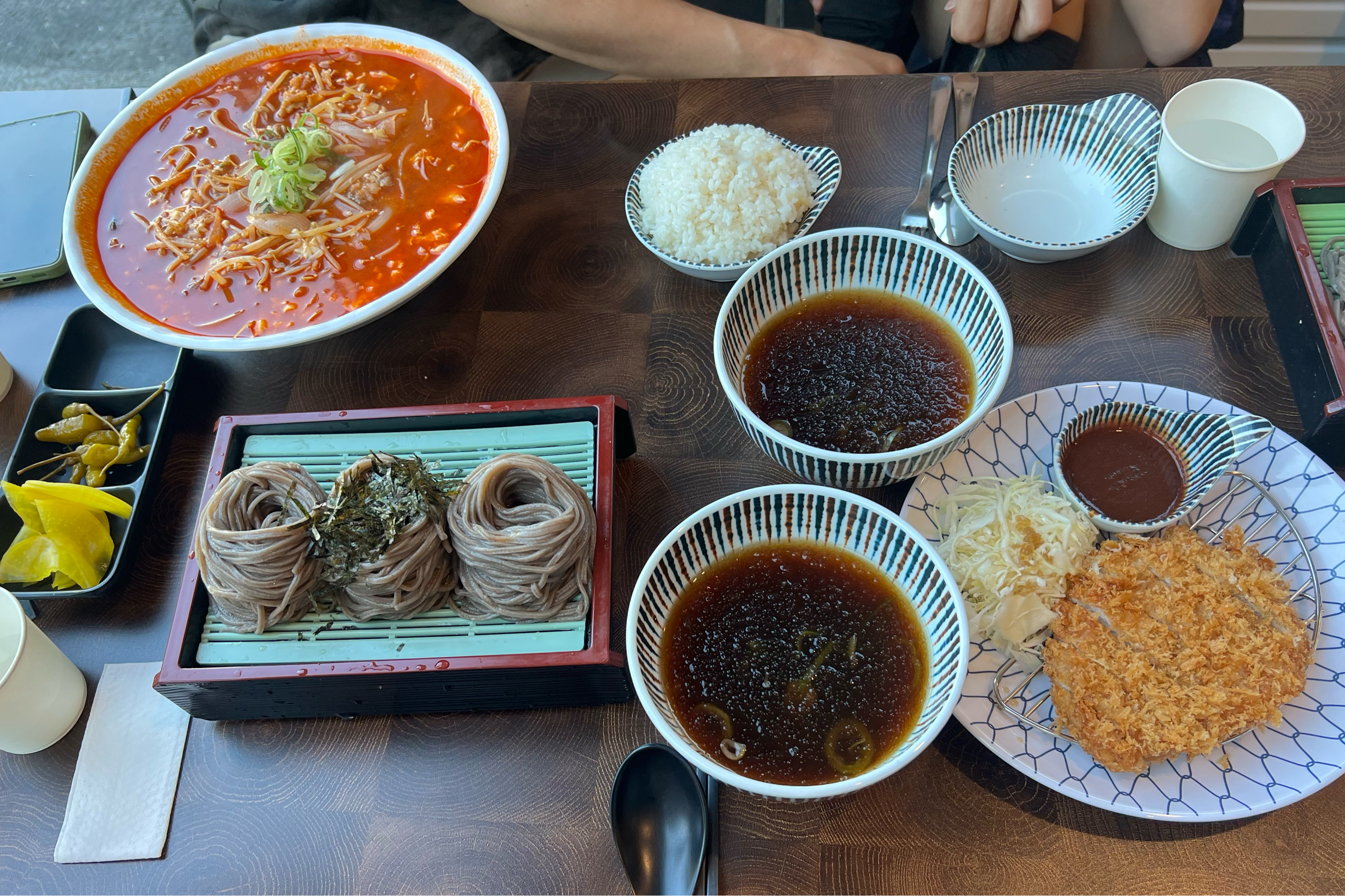 아이 축구경기 시간이 애매하게 끝나서 - 오산 맛집 삼동소바 오산점