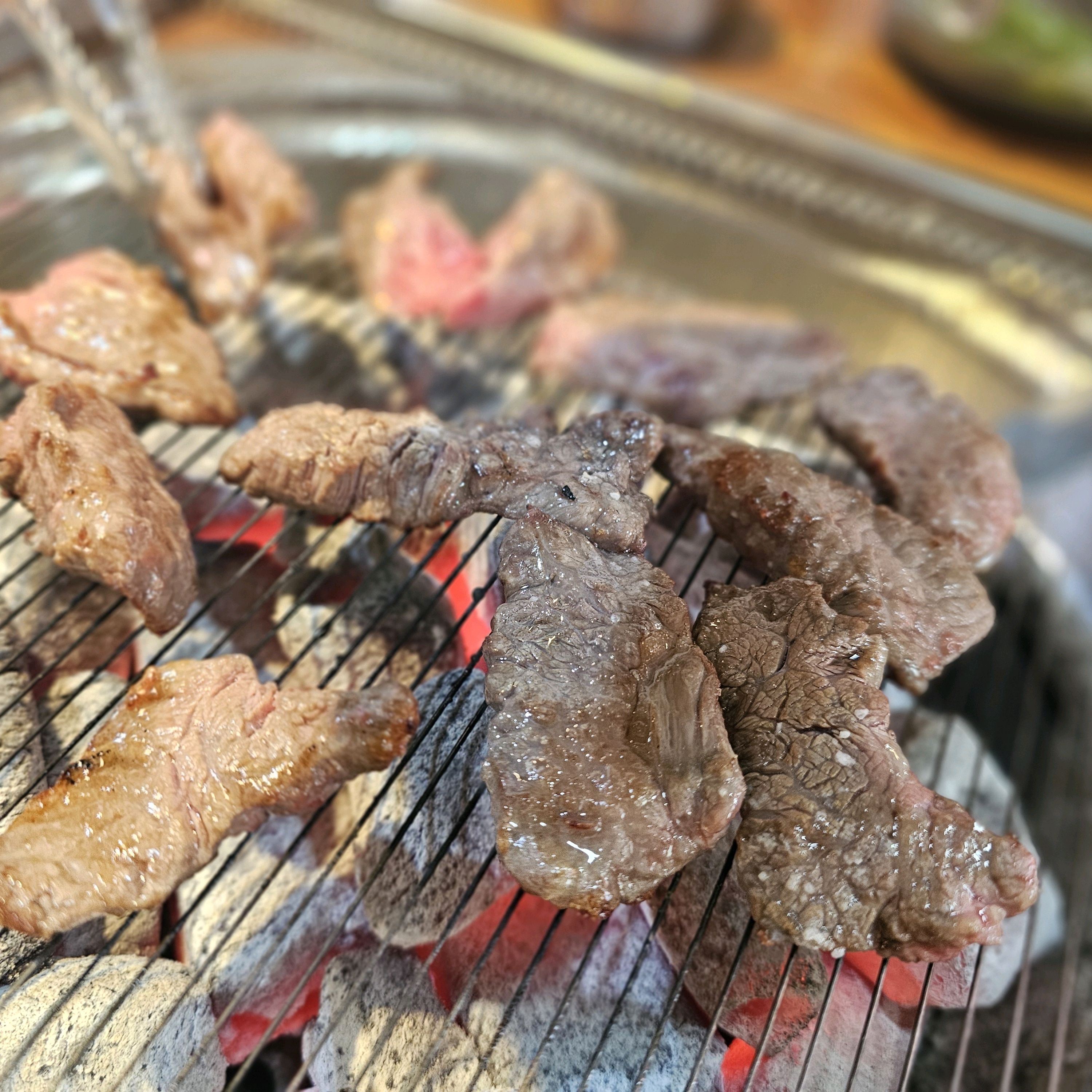 온가족이 맛있게 잘먹었습니다 - 대구 맛집 첫눈에 반했소