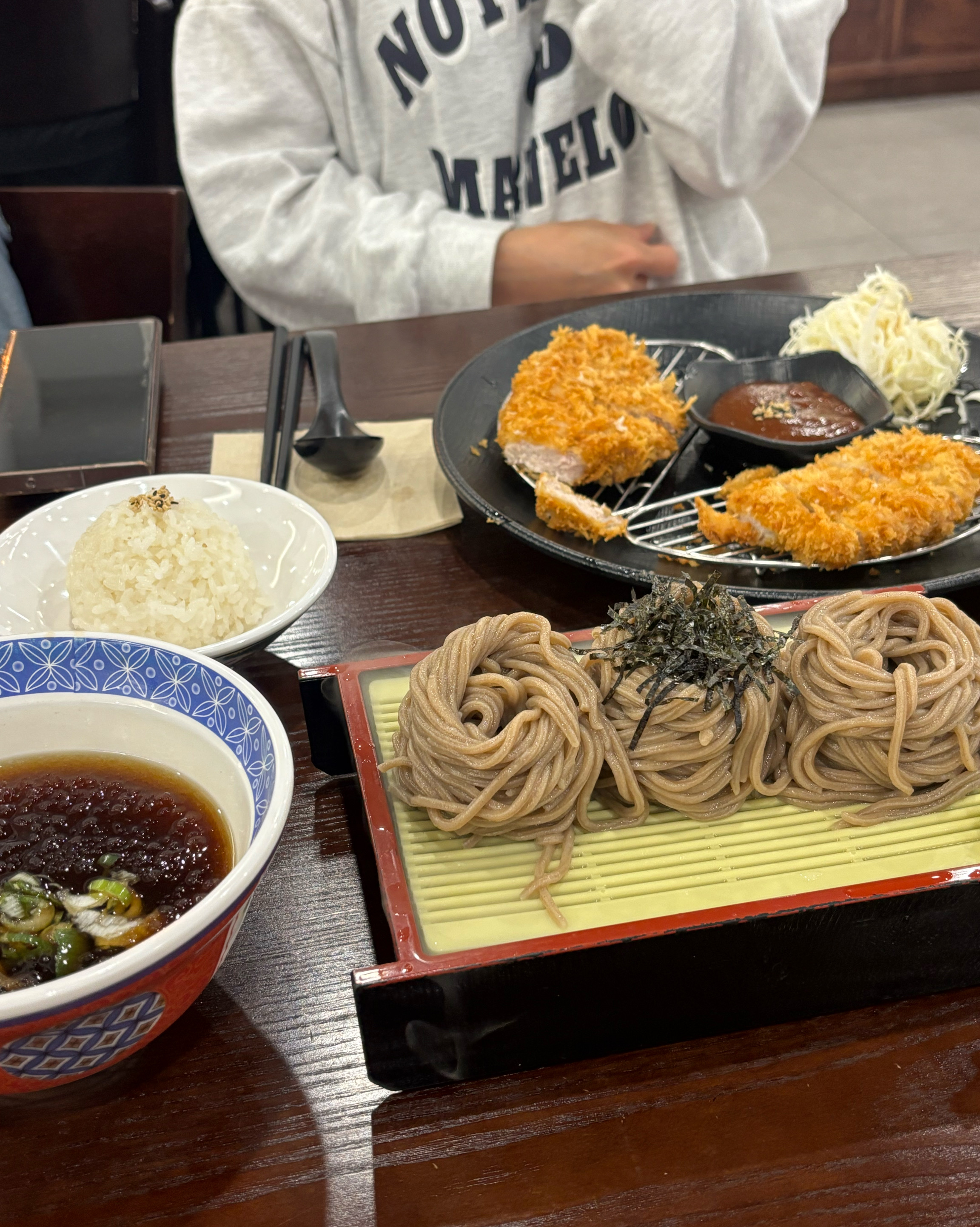 시원한 소바 땡길 때마다 오는 곳이예요! - 안양 비산동 맛집 삼동소바 안양평촌점